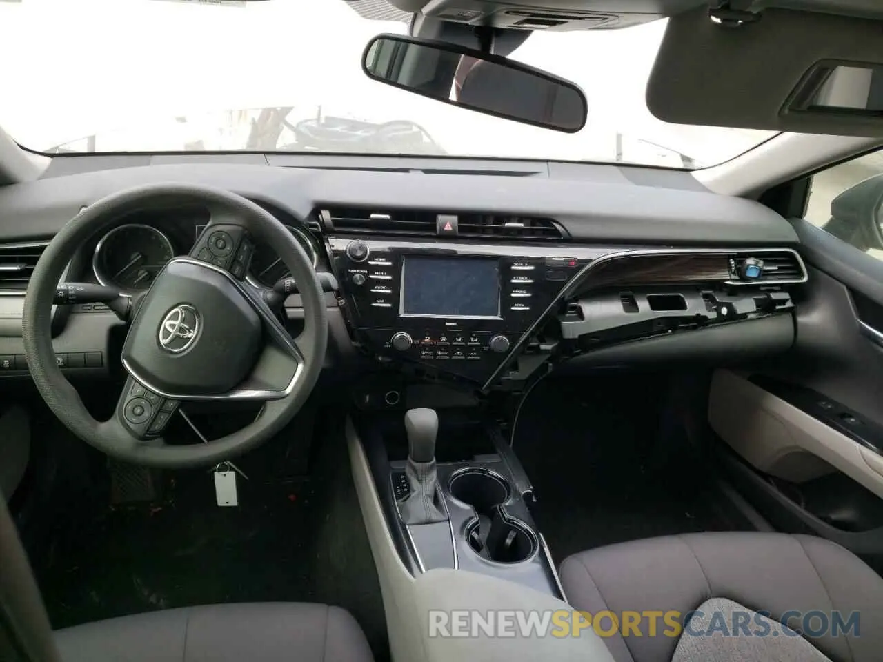 8 fotografías del automóvil dañado 4T1C11AK0LU365397 TOYOTA CAMRY 2020