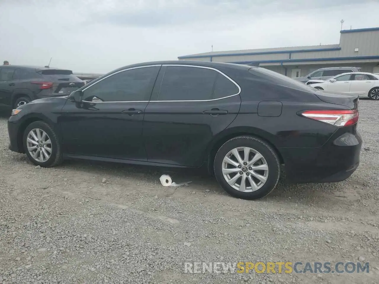 2 fotografías del automóvil dañado 4T1C11AK0LU365724 TOYOTA CAMRY 2020