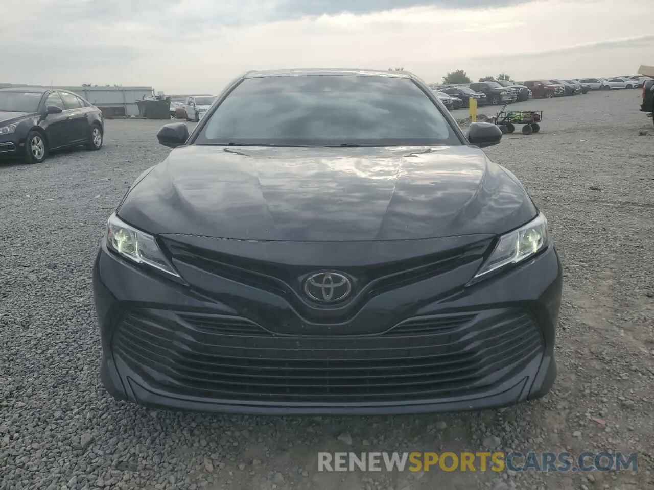 5 fotografías del automóvil dañado 4T1C11AK0LU365724 TOYOTA CAMRY 2020