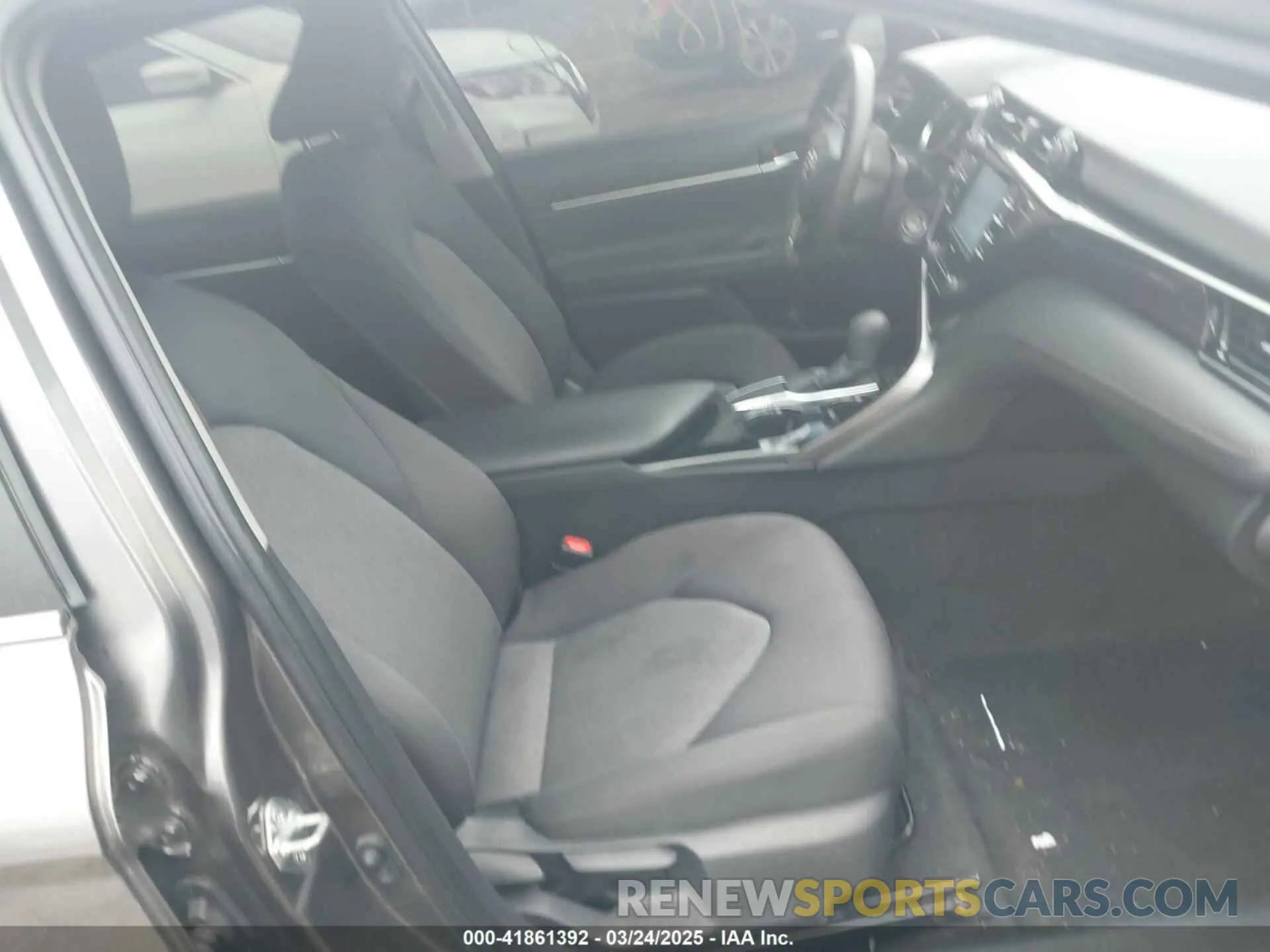 5 fotografías del automóvil dañado 4T1C11AK0LU400052 TOYOTA CAMRY 2020