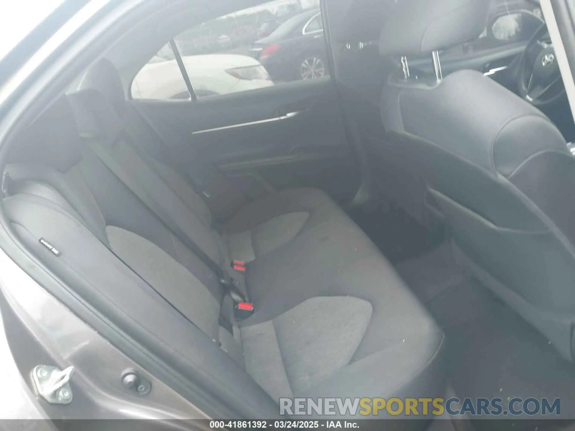 8 fotografías del automóvil dañado 4T1C11AK0LU400052 TOYOTA CAMRY 2020