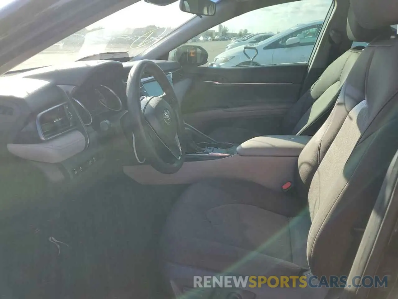 7 fotografías del automóvil dañado 4T1C11AK0LU858920 TOYOTA CAMRY 2020