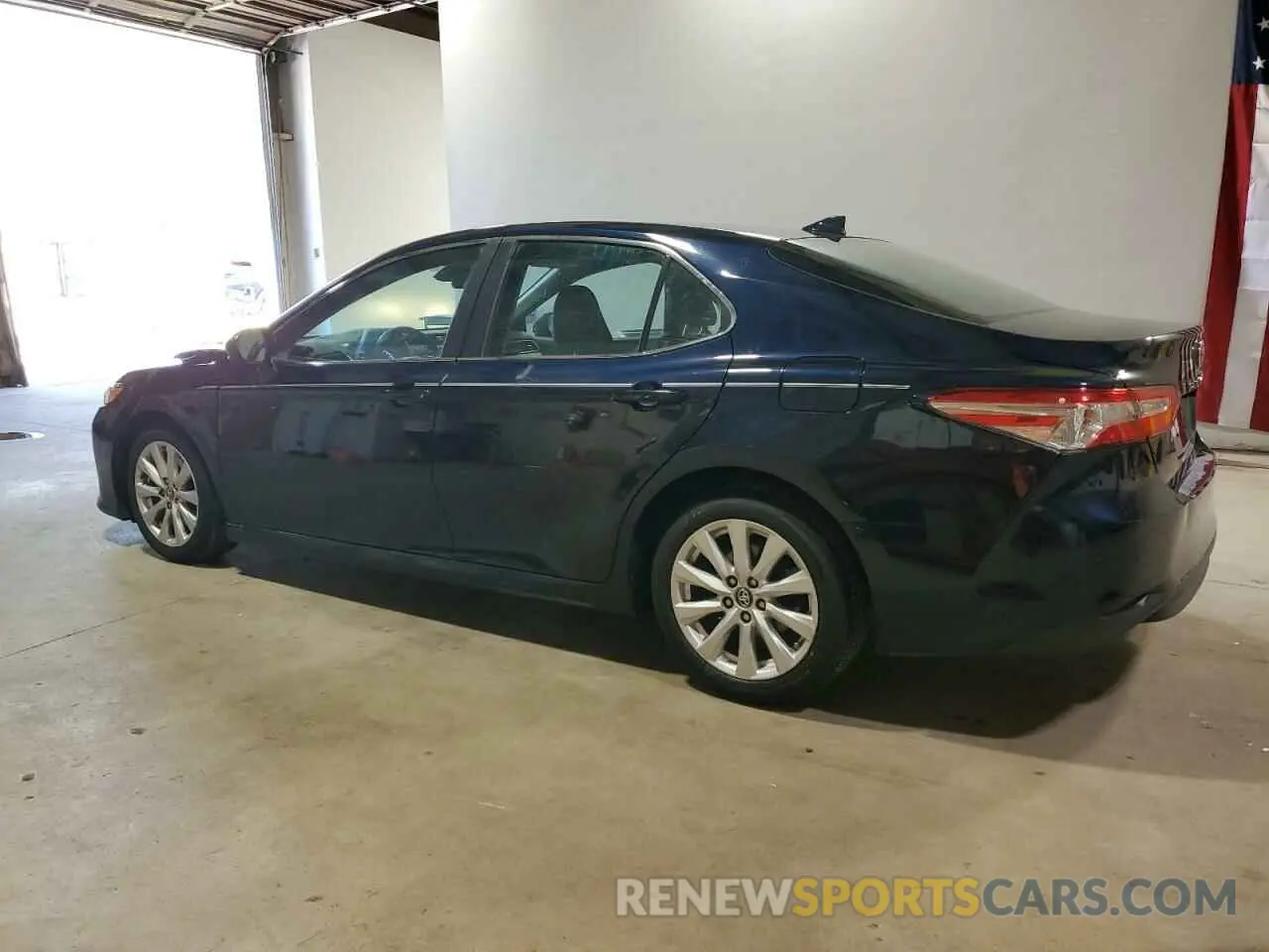 2 fotografías del automóvil dañado 4T1C11AK0LU899029 TOYOTA CAMRY 2020