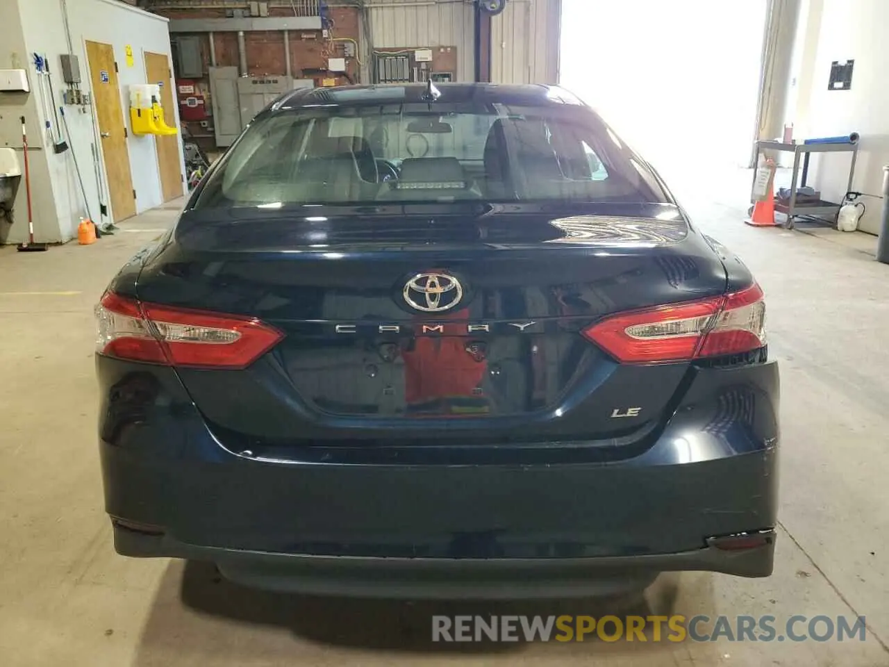 6 fotografías del automóvil dañado 4T1C11AK0LU899029 TOYOTA CAMRY 2020