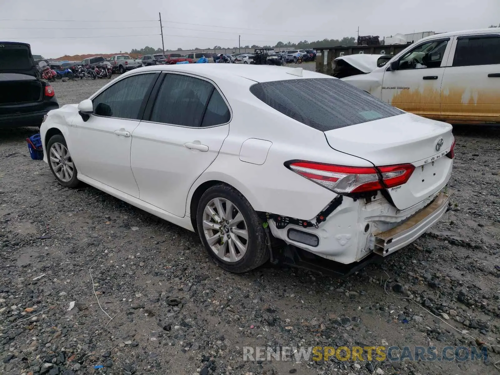 3 fotografías del automóvil dañado 4T1C11AK0LU914113 TOYOTA CAMRY 2020