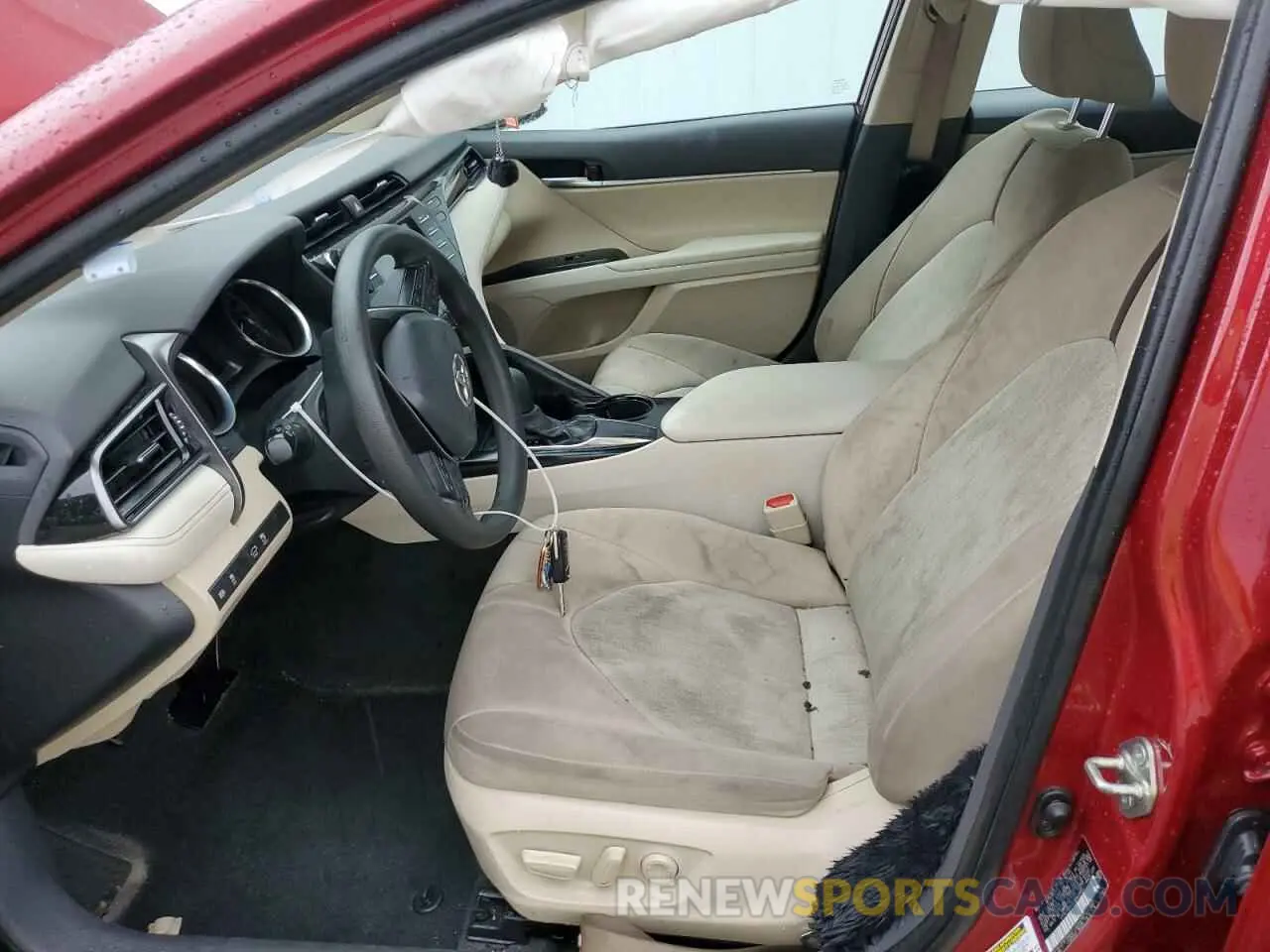 7 fotografías del automóvil dañado 4T1C11AK0LU940663 TOYOTA CAMRY 2020