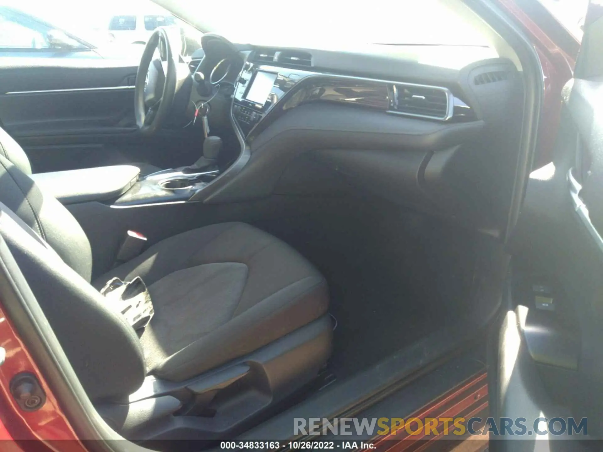 5 fotografías del automóvil dañado 4T1C11AK0LU941974 TOYOTA CAMRY 2020
