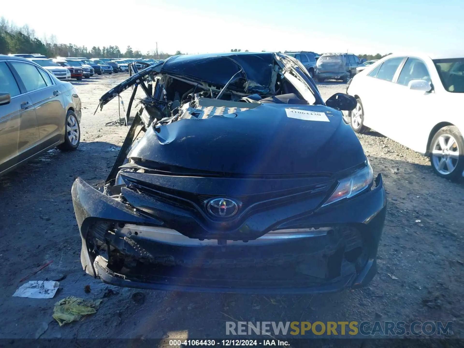 13 fotografías del automóvil dañado 4T1C11AK0LU956538 TOYOTA CAMRY 2020