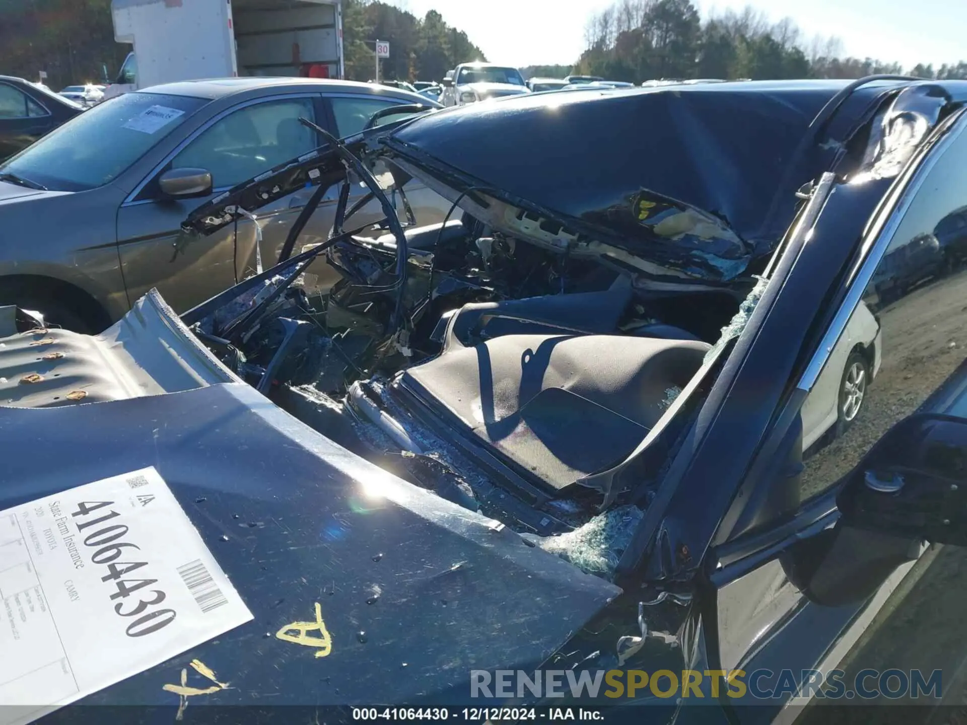 20 fotografías del automóvil dañado 4T1C11AK0LU956538 TOYOTA CAMRY 2020