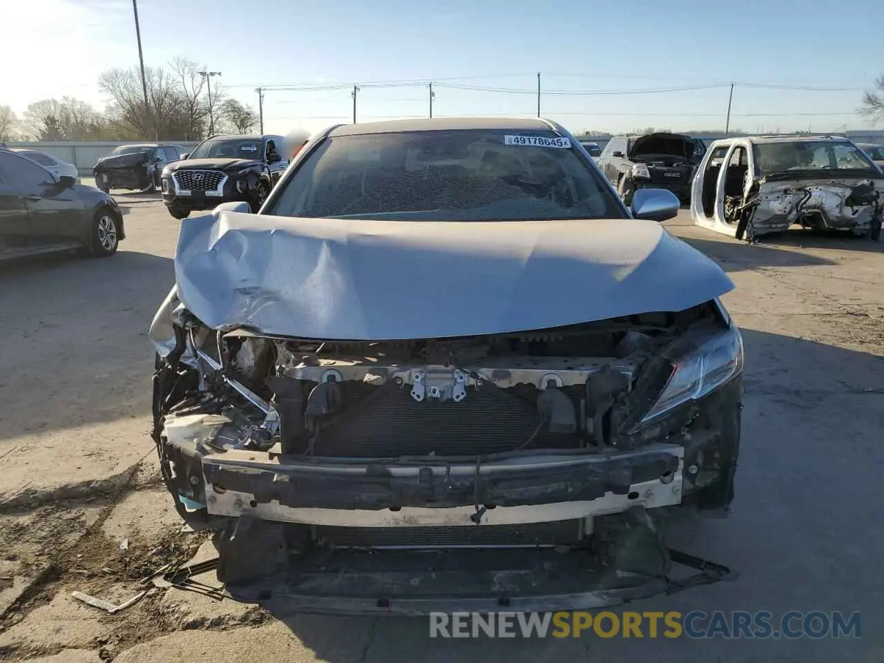 5 fotografías del automóvil dañado 4T1C11AK0LU963716 TOYOTA CAMRY 2020
