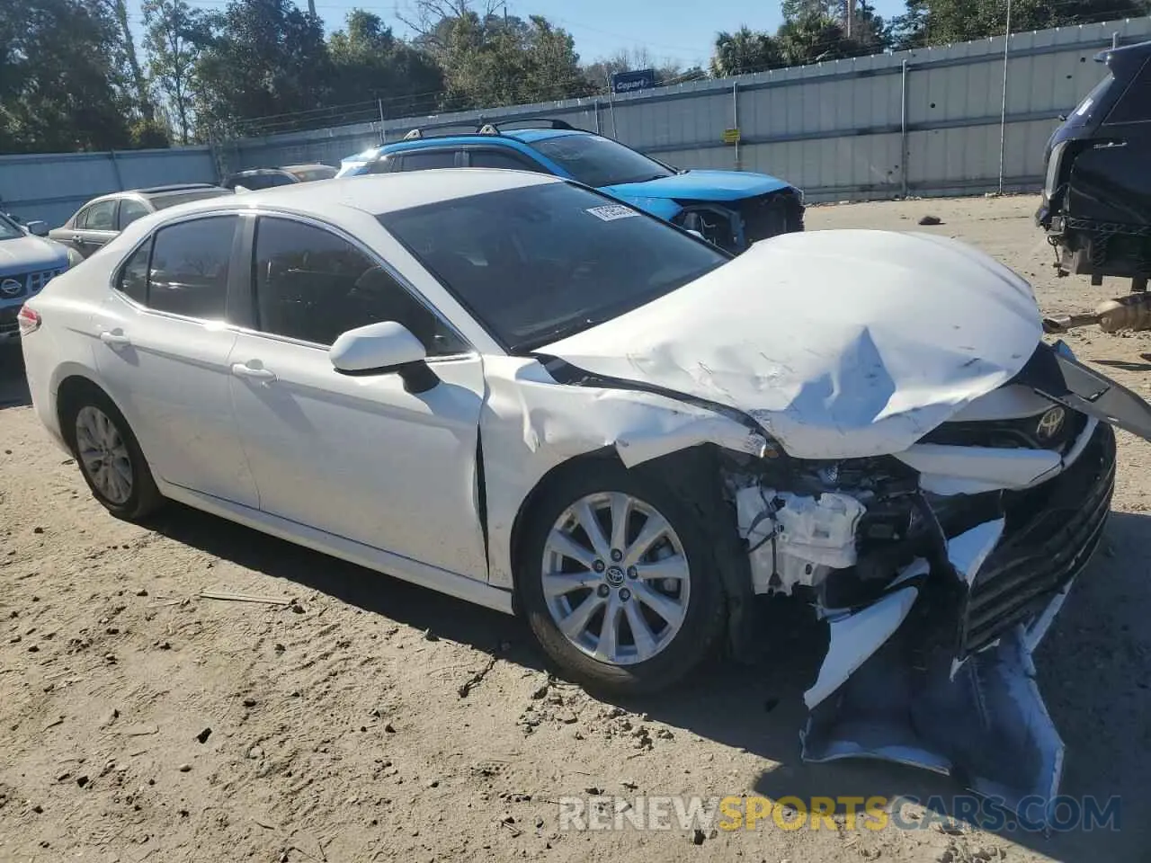 4 fotografías del automóvil dañado 4T1C11AK0LU989281 TOYOTA CAMRY 2020