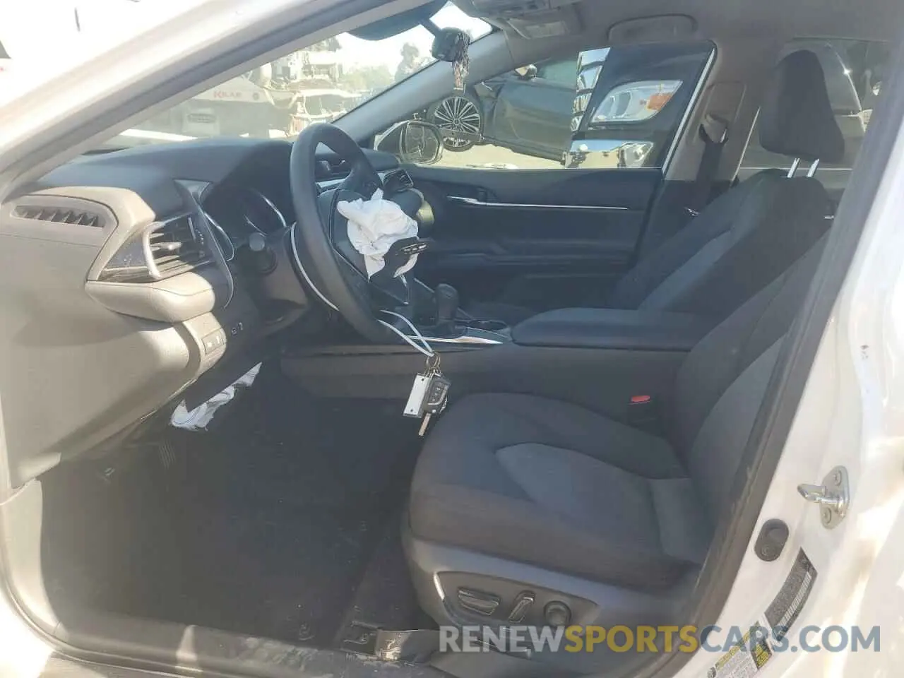 7 fotografías del automóvil dañado 4T1C11AK0LU989281 TOYOTA CAMRY 2020