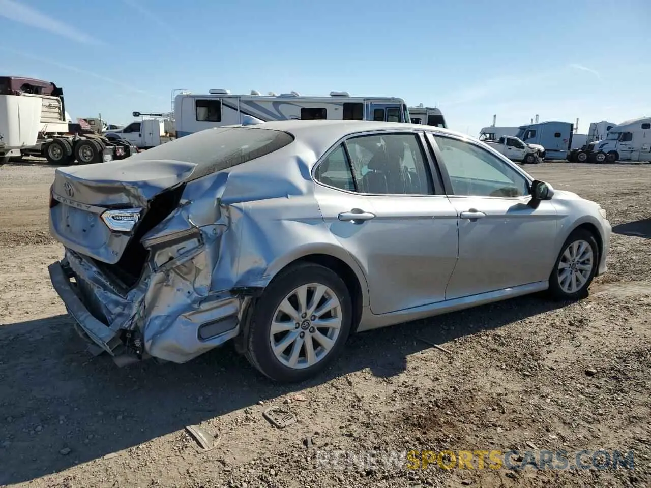 3 fotografías del automóvil dañado 4T1C11AK1LU314300 TOYOTA CAMRY 2020