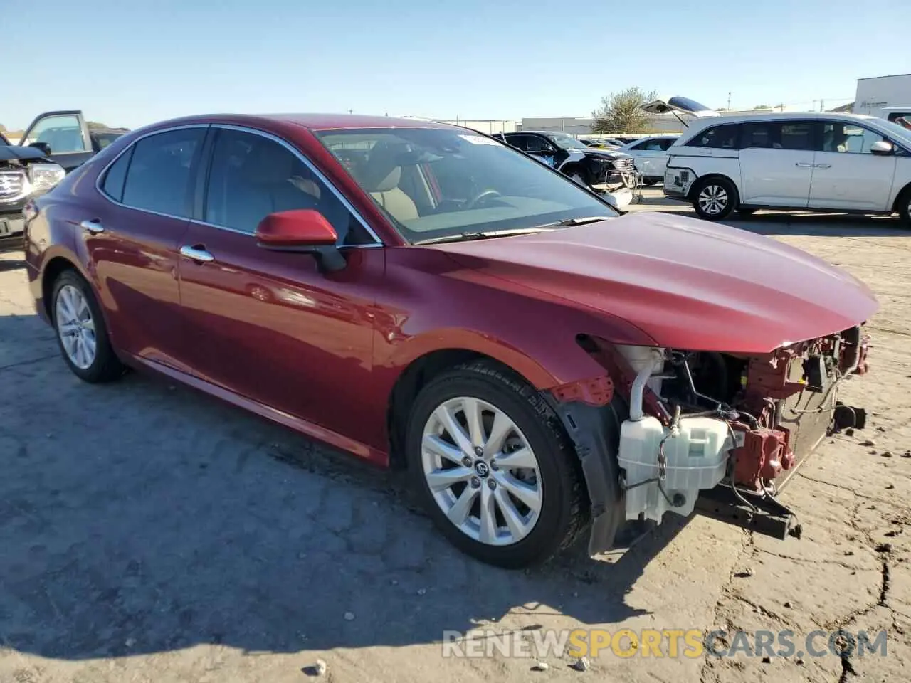 4 fotografías del automóvil dañado 4T1C11AK1LU323613 TOYOTA CAMRY 2020