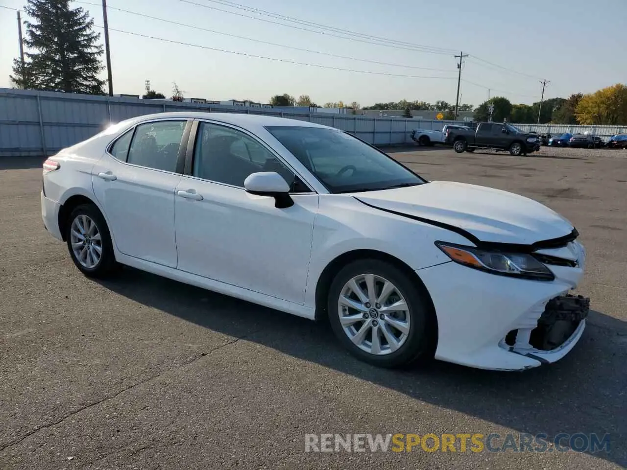 4 fotografías del automóvil dañado 4T1C11AK1LU343828 TOYOTA CAMRY 2020