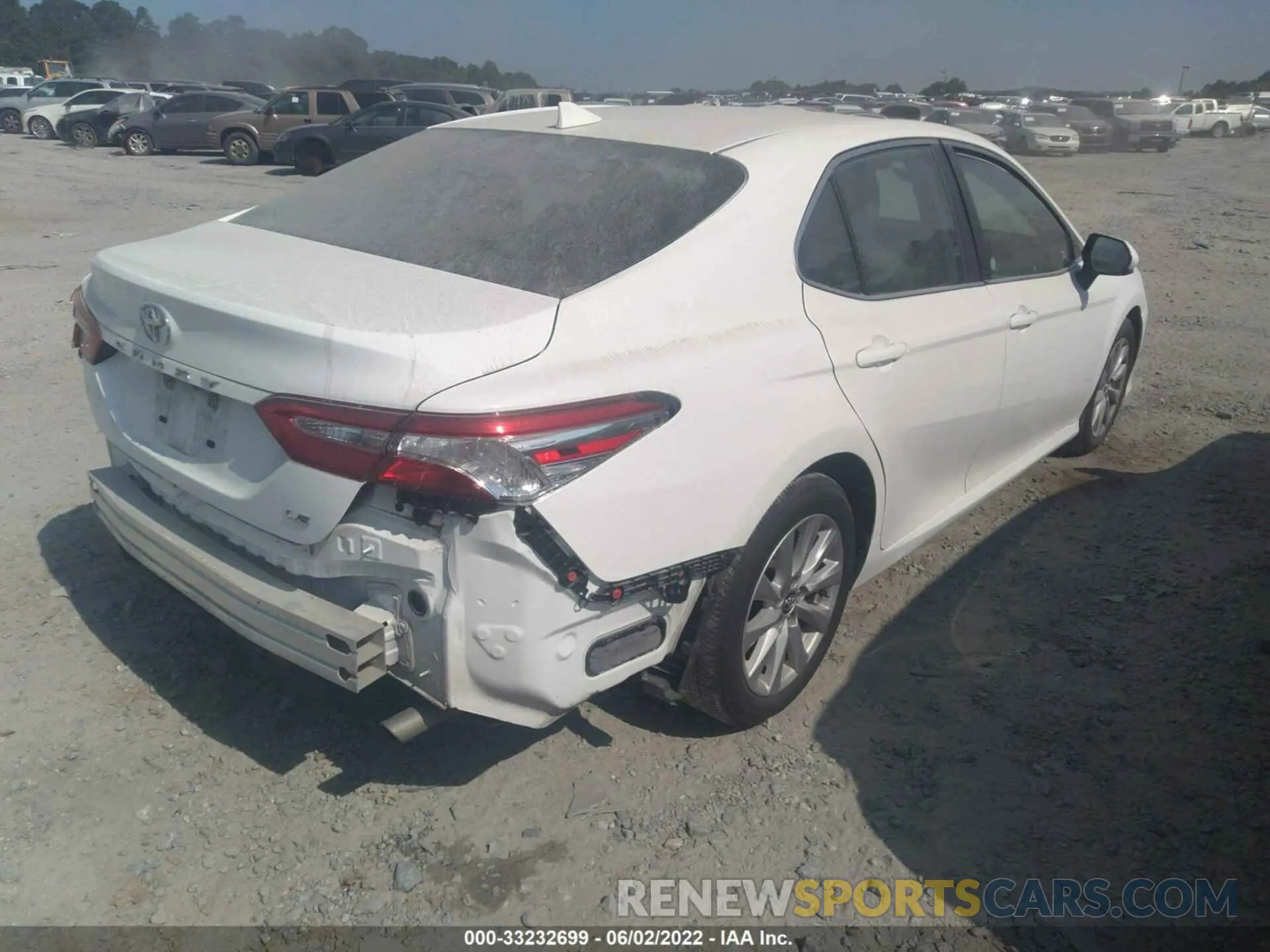 4 fotografías del automóvil dañado 4T1C11AK1LU346969 TOYOTA CAMRY 2020