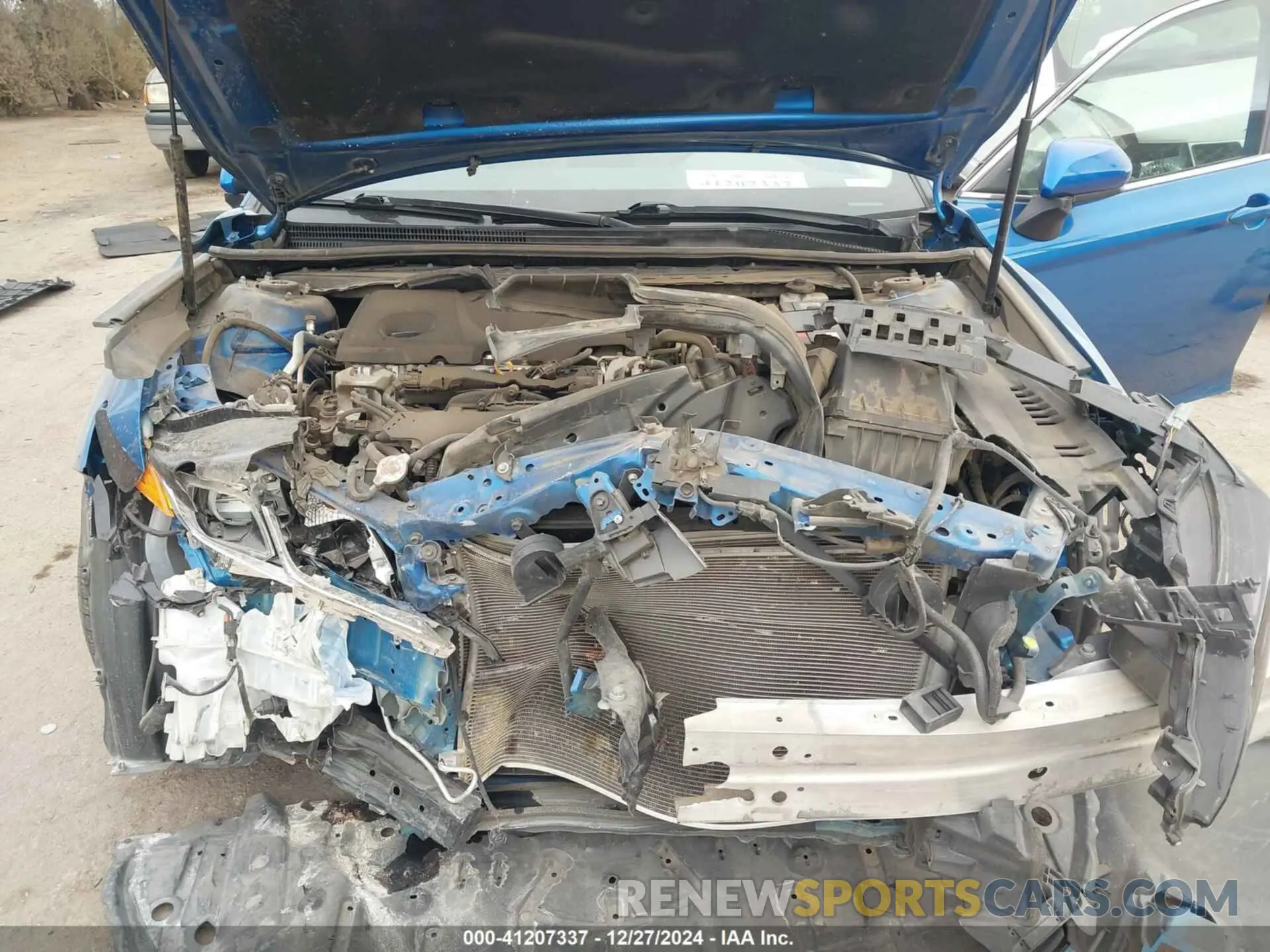 10 fotografías del automóvil dañado 4T1C11AK1LU381253 TOYOTA CAMRY 2020