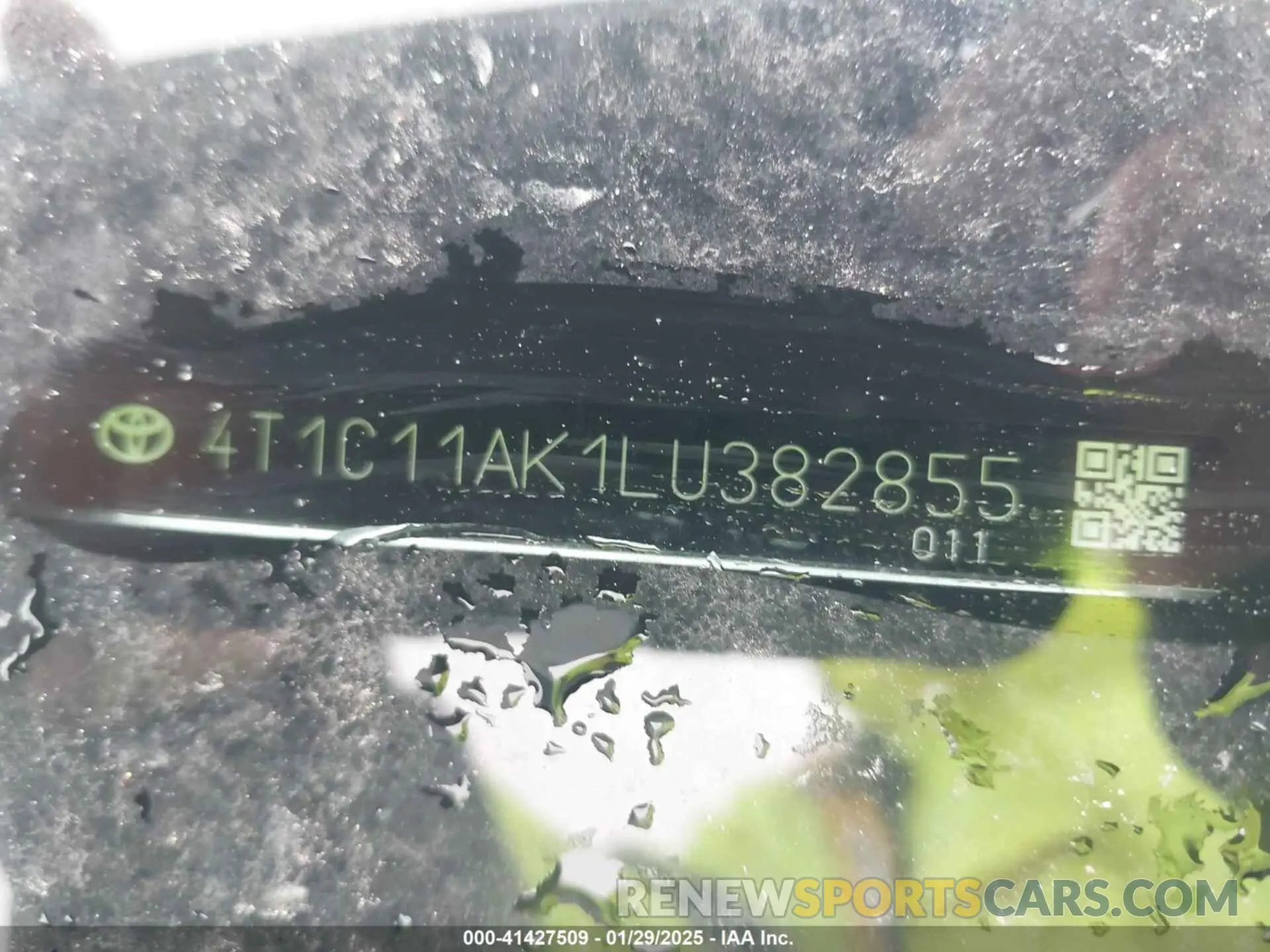 19 fotografías del automóvil dañado 4T1C11AK1LU382855 TOYOTA CAMRY 2020