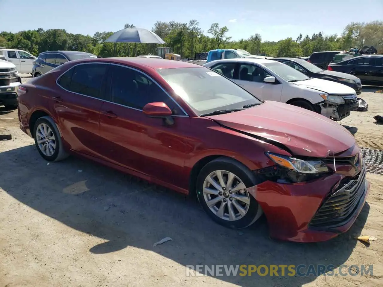 4 fotografías del automóvil dañado 4T1C11AK1LU399395 TOYOTA CAMRY 2020