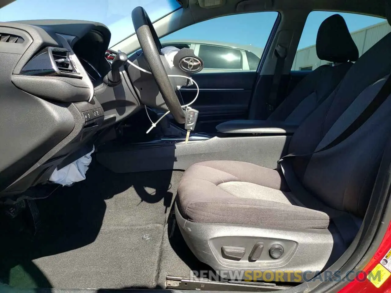7 fotografías del automóvil dañado 4T1C11AK1LU399395 TOYOTA CAMRY 2020