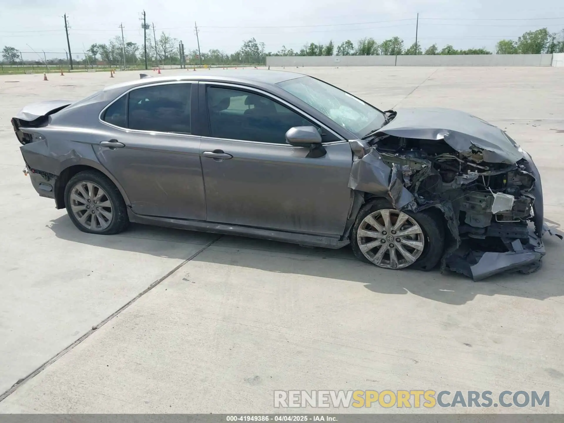 12 fotografías del automóvil dañado 4T1C11AK1LU505201 TOYOTA CAMRY 2020