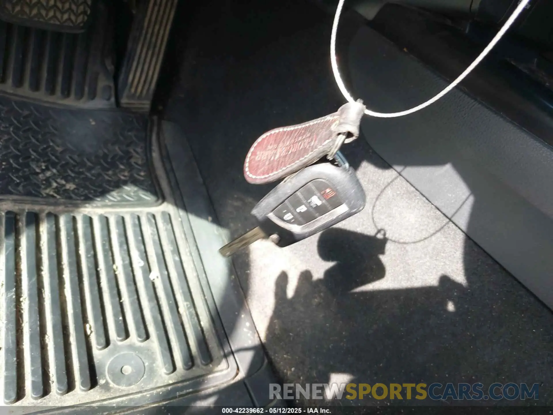 11 fotografías del automóvil dañado 4T1C11AK1LU916520 TOYOTA CAMRY 2020