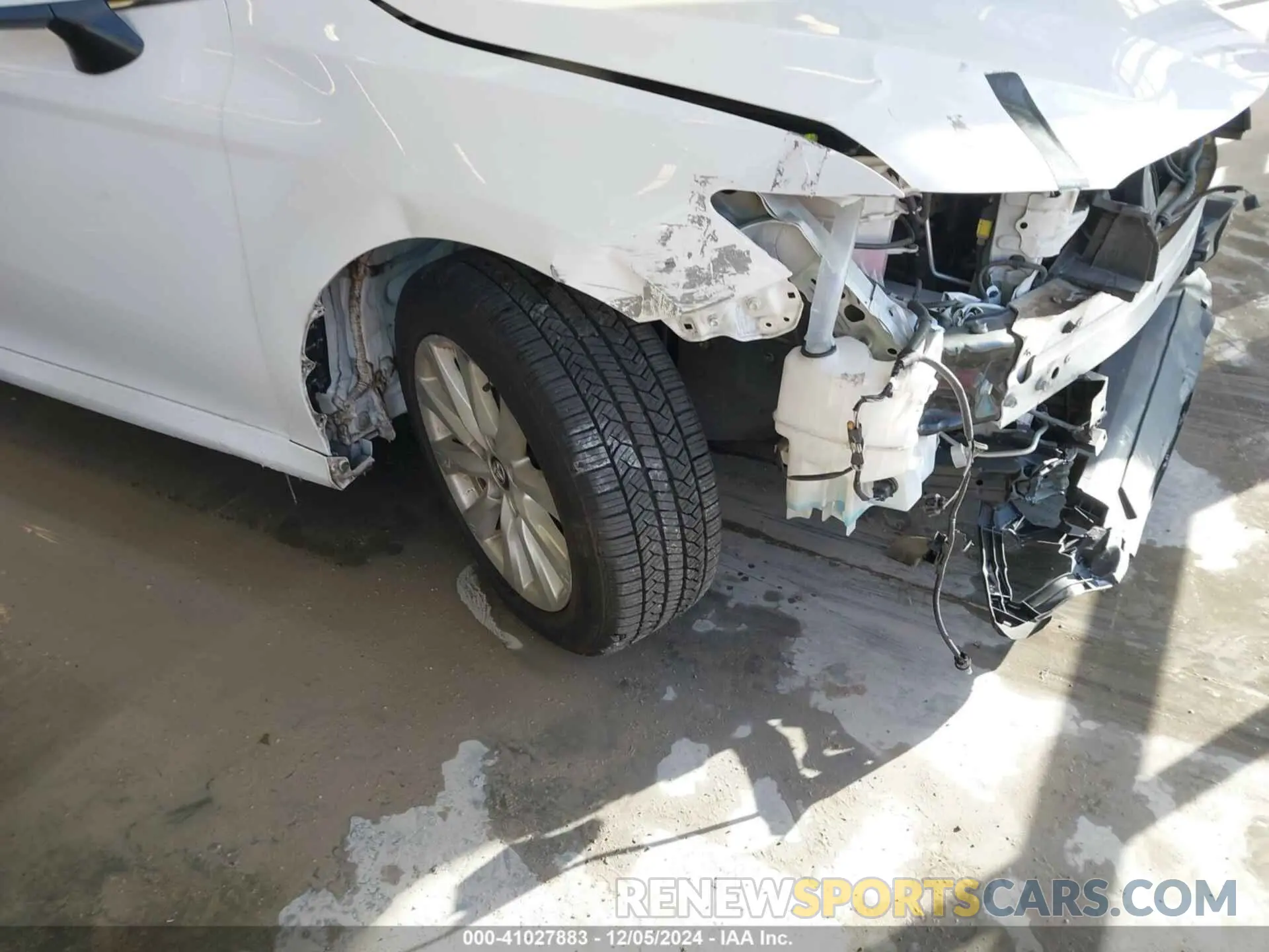 18 fotografías del automóvil dañado 4T1C11AK1LU931650 TOYOTA CAMRY 2020