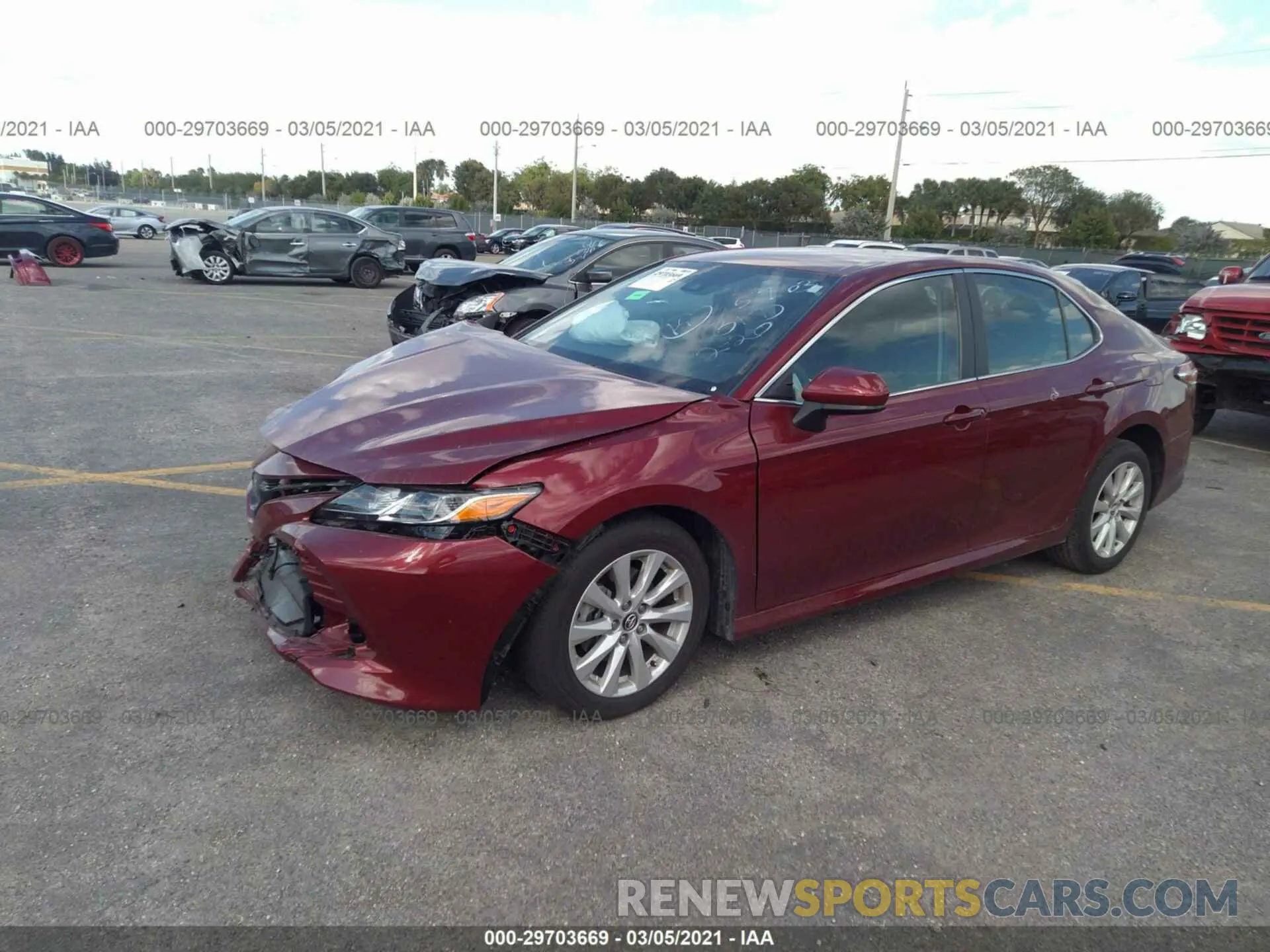 2 fotografías del automóvil dañado 4T1C11AK1LU935763 TOYOTA CAMRY 2020