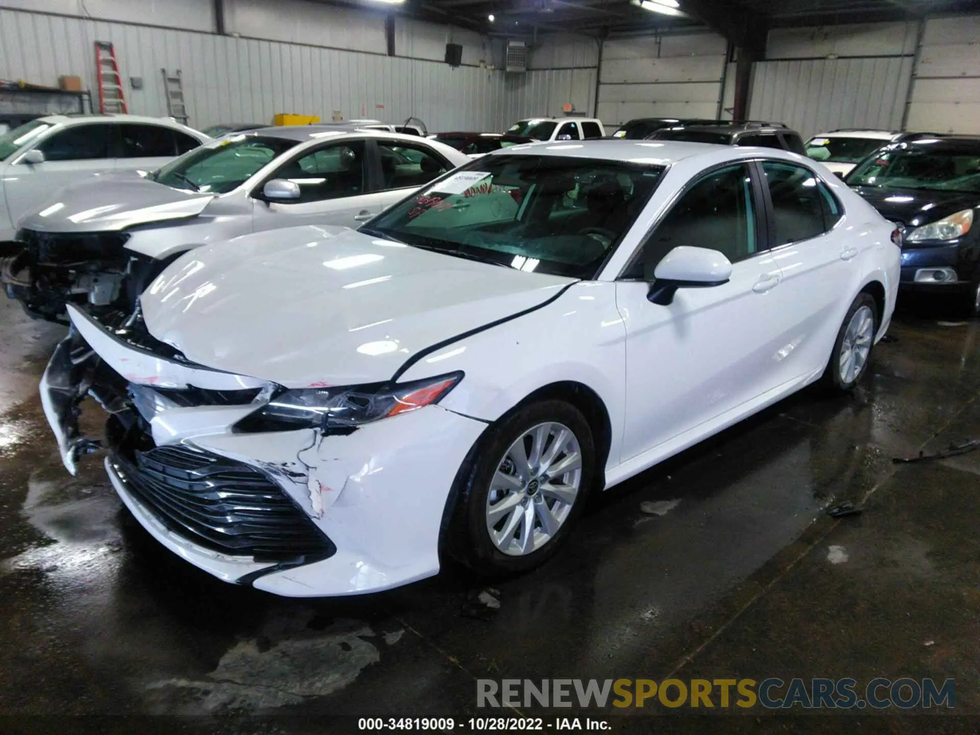 2 fotografías del automóvil dañado 4T1C11AK1LU960615 TOYOTA CAMRY 2020