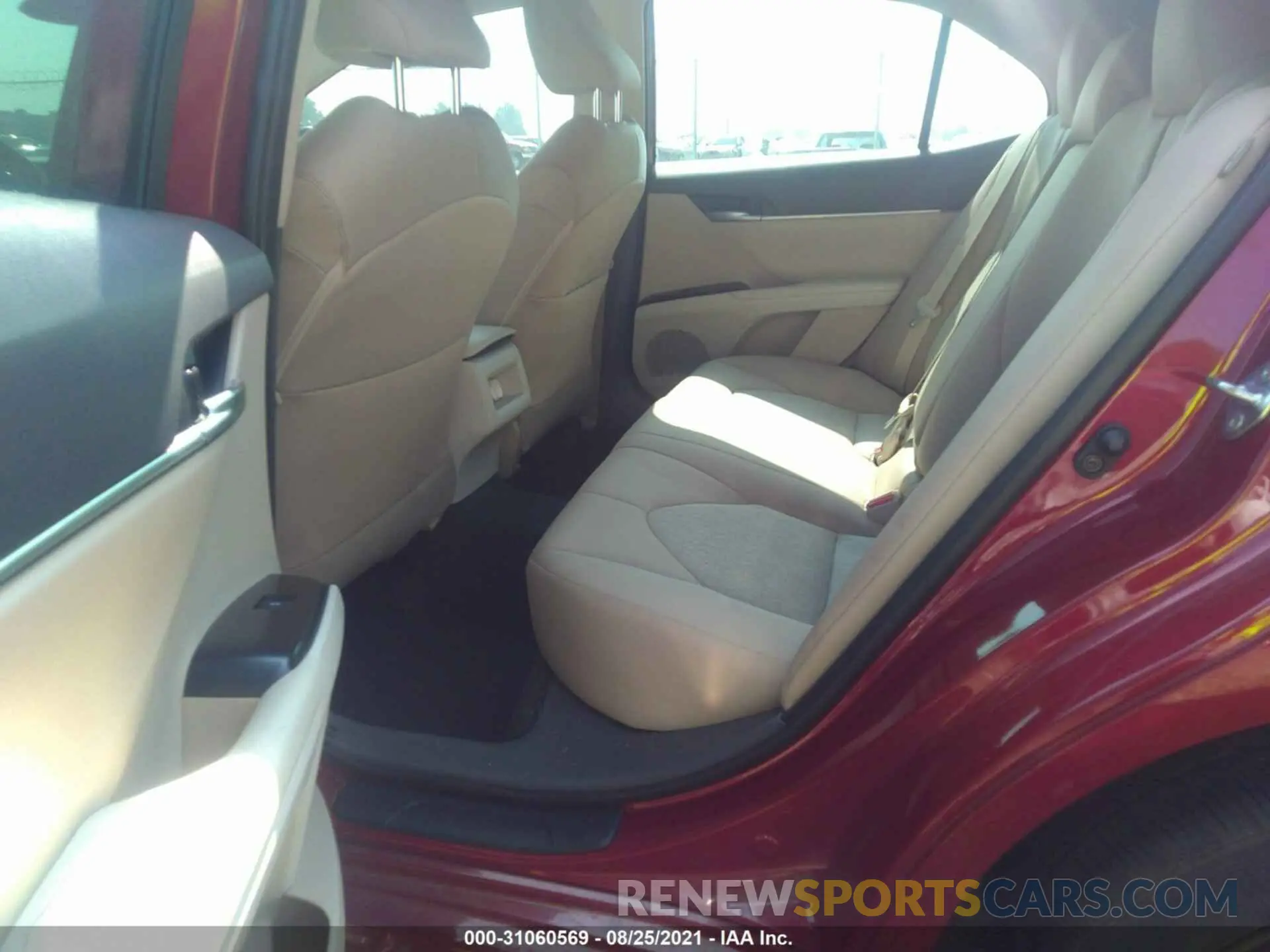 8 fotografías del automóvil dañado 4T1C11AK1LU968441 TOYOTA CAMRY 2020