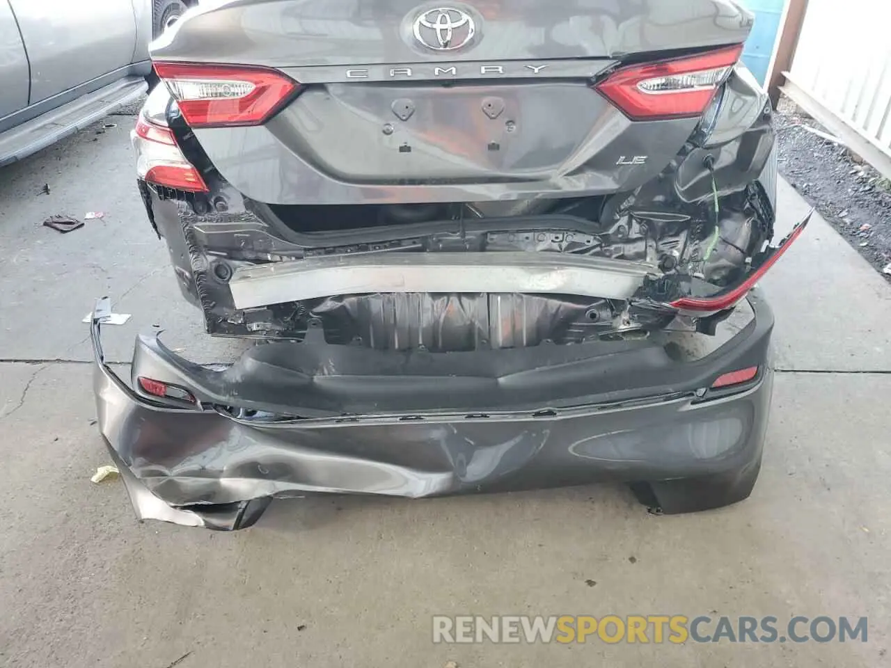 9 fotografías del automóvil dañado 4T1C11AK1LU986292 TOYOTA CAMRY 2020