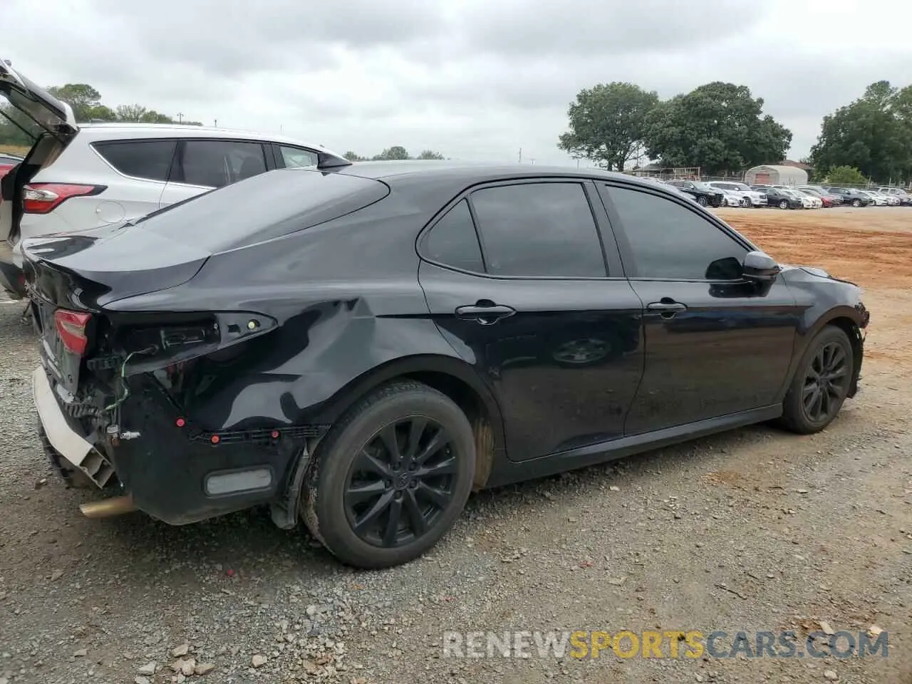 3 fotografías del automóvil dañado 4T1C11AK2LU331686 TOYOTA CAMRY 2020