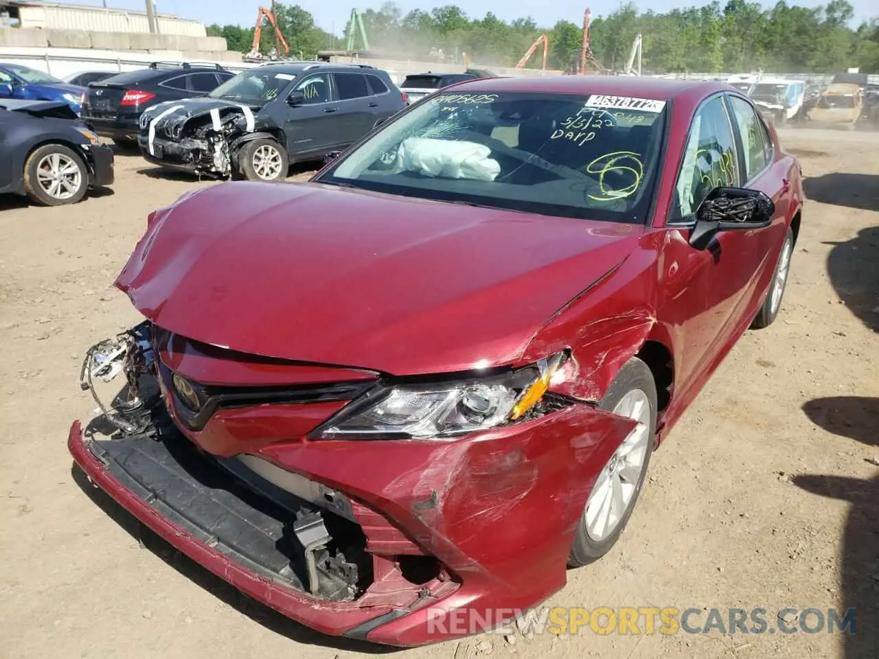 2 fotografías del automóvil dañado 4T1C11AK2LU351145 TOYOTA CAMRY 2020