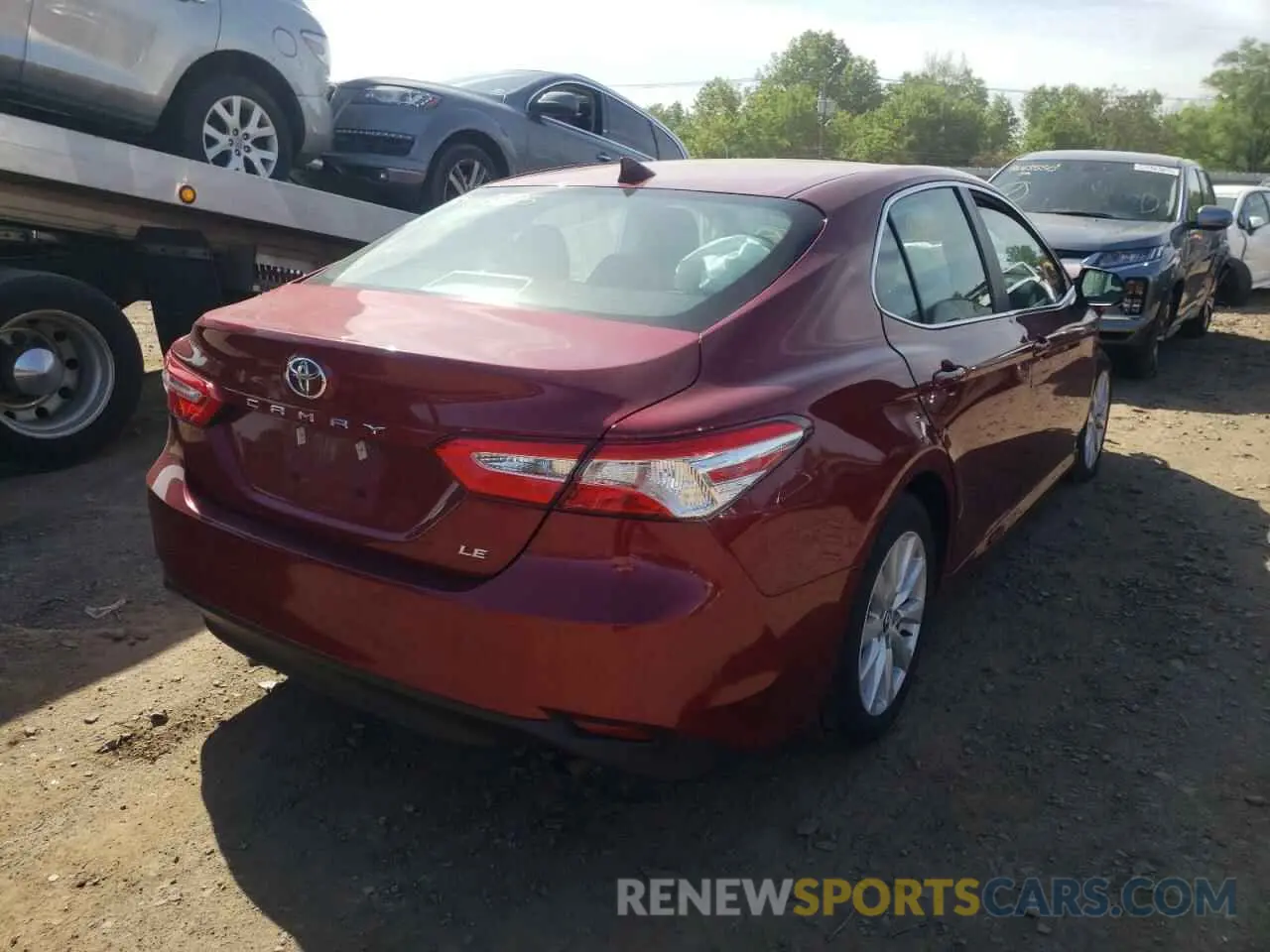 4 fotografías del automóvil dañado 4T1C11AK2LU351145 TOYOTA CAMRY 2020