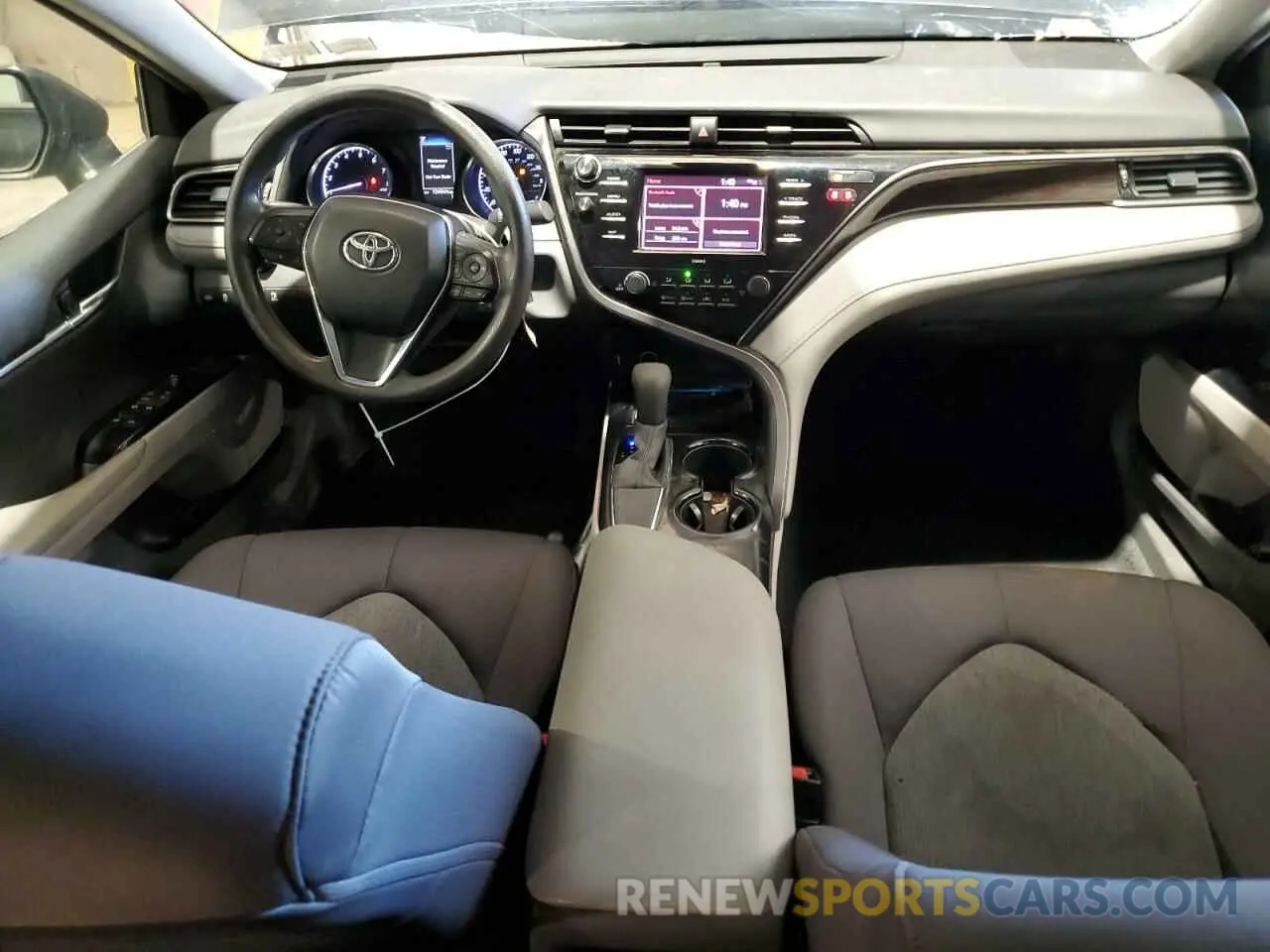 8 fotografías del automóvil dañado 4T1C11AK2LU355325 TOYOTA CAMRY 2020