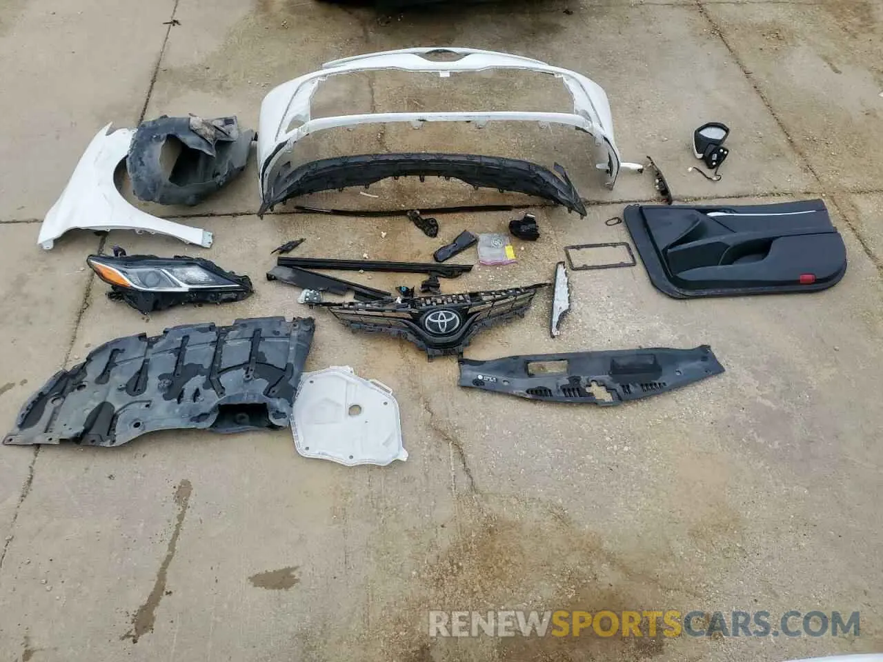 12 fotografías del automóvil dañado 4T1C11AK2LU361030 TOYOTA CAMRY 2020