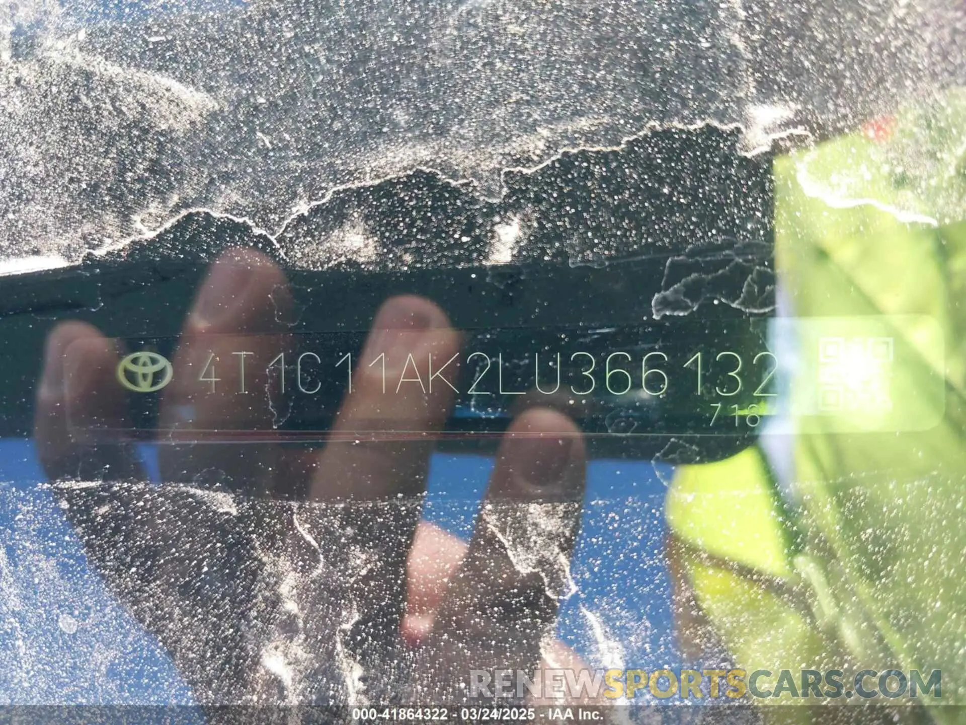17 fotografías del automóvil dañado 4T1C11AK2LU366132 TOYOTA CAMRY 2020