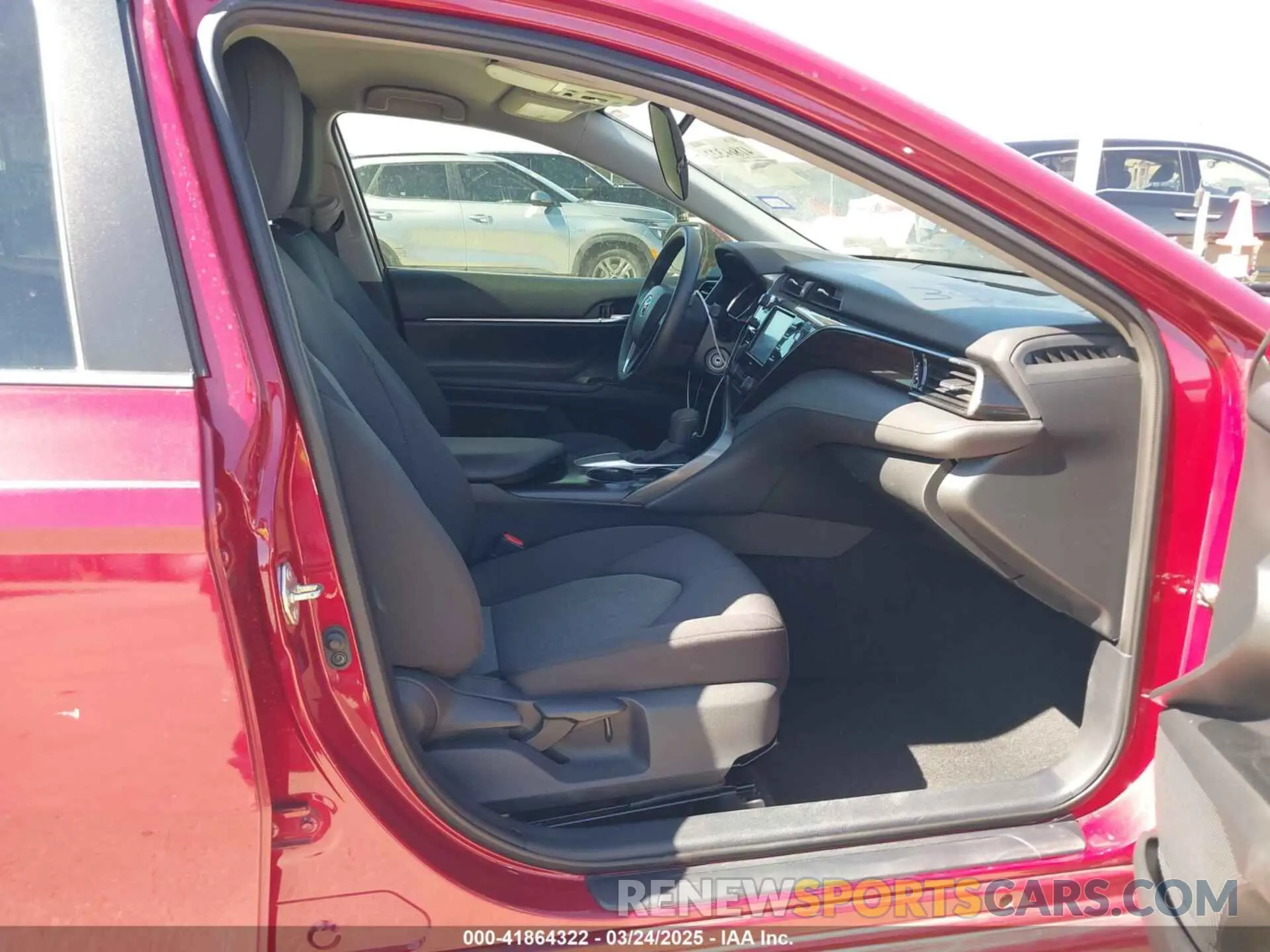 5 fotografías del automóvil dañado 4T1C11AK2LU366132 TOYOTA CAMRY 2020