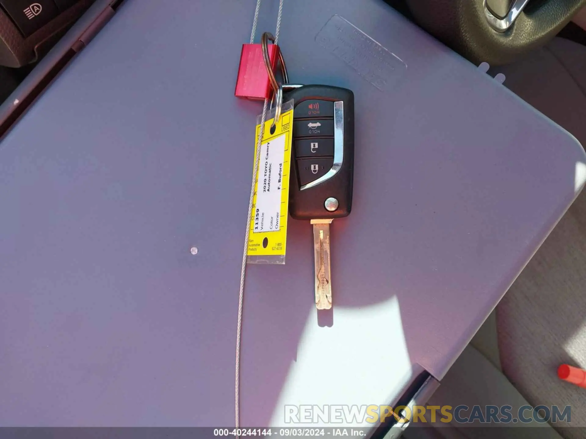 11 fotografías del automóvil dañado 4T1C11AK2LU366471 TOYOTA CAMRY 2020