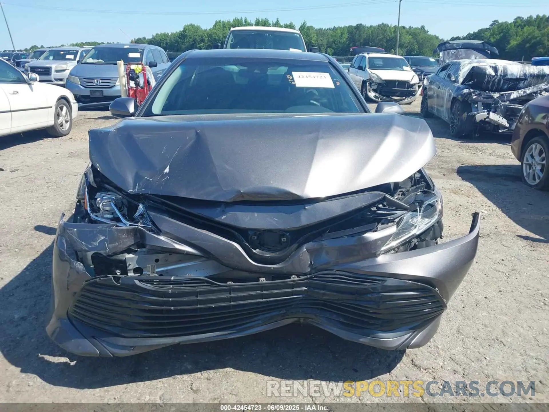 12 fotografías del automóvil dañado 4T1C11AK2LU367054 TOYOTA CAMRY 2020