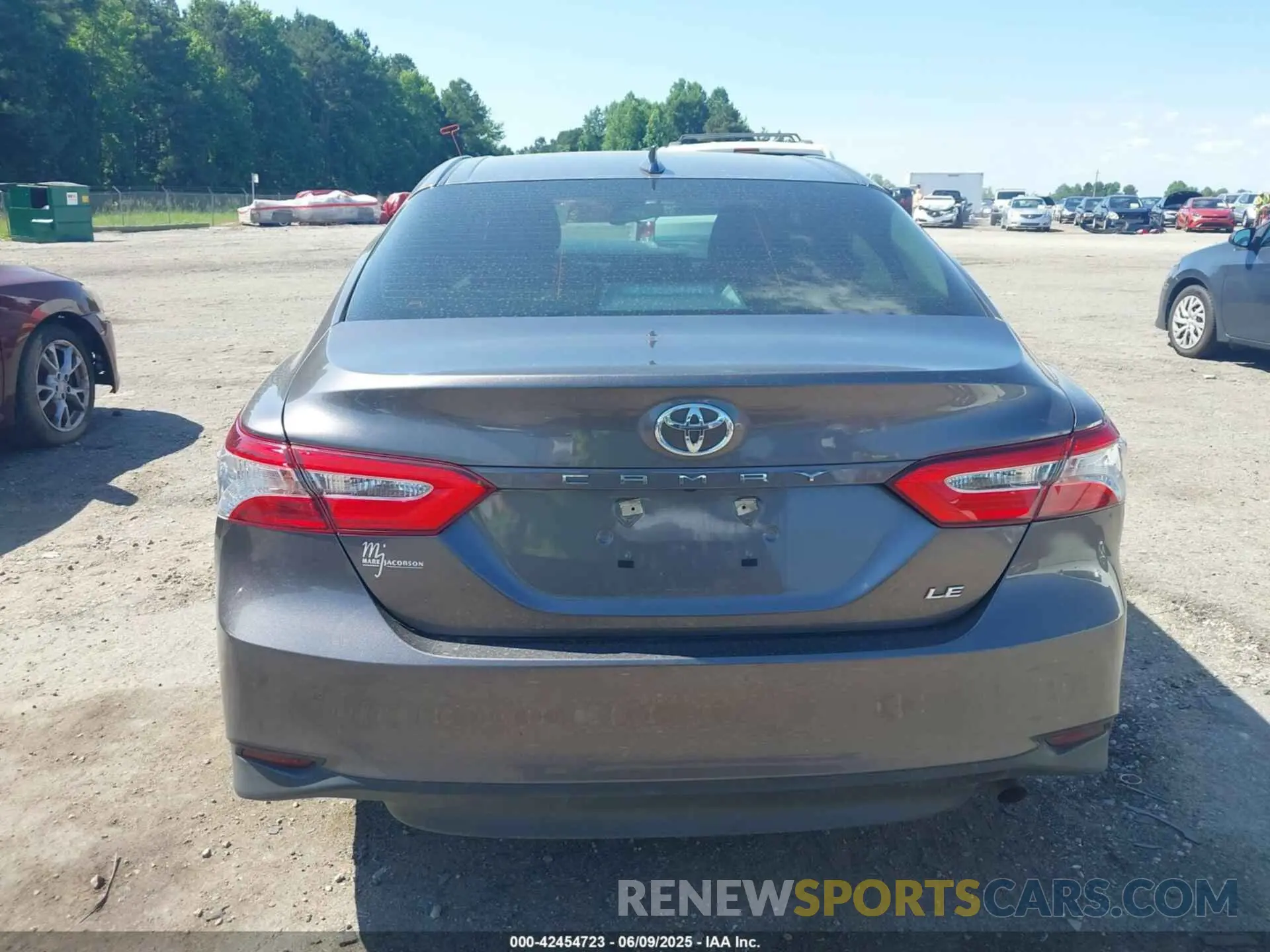 16 fotografías del automóvil dañado 4T1C11AK2LU367054 TOYOTA CAMRY 2020