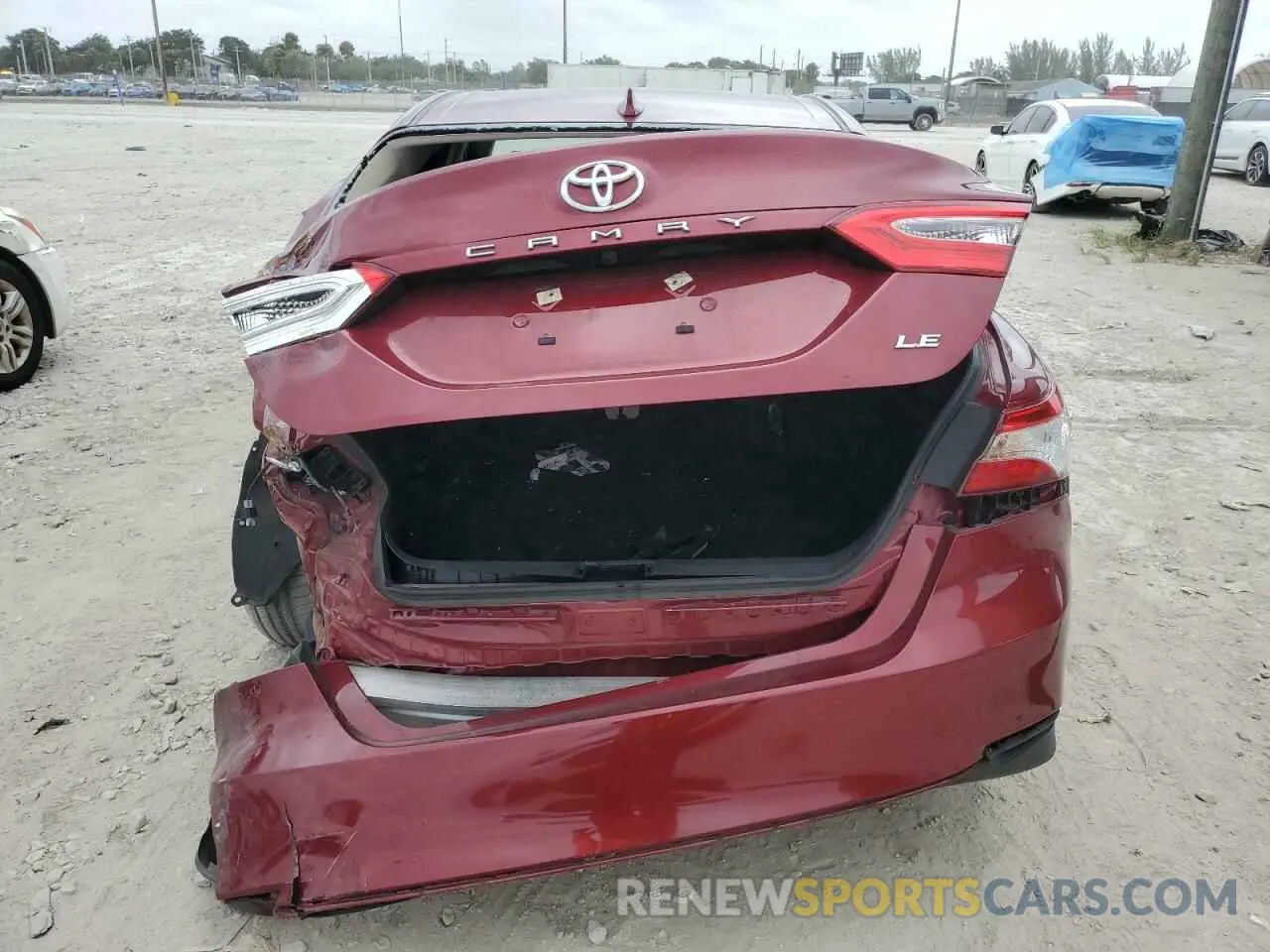 6 fotografías del automóvil dañado 4T1C11AK2LU387112 TOYOTA CAMRY 2020