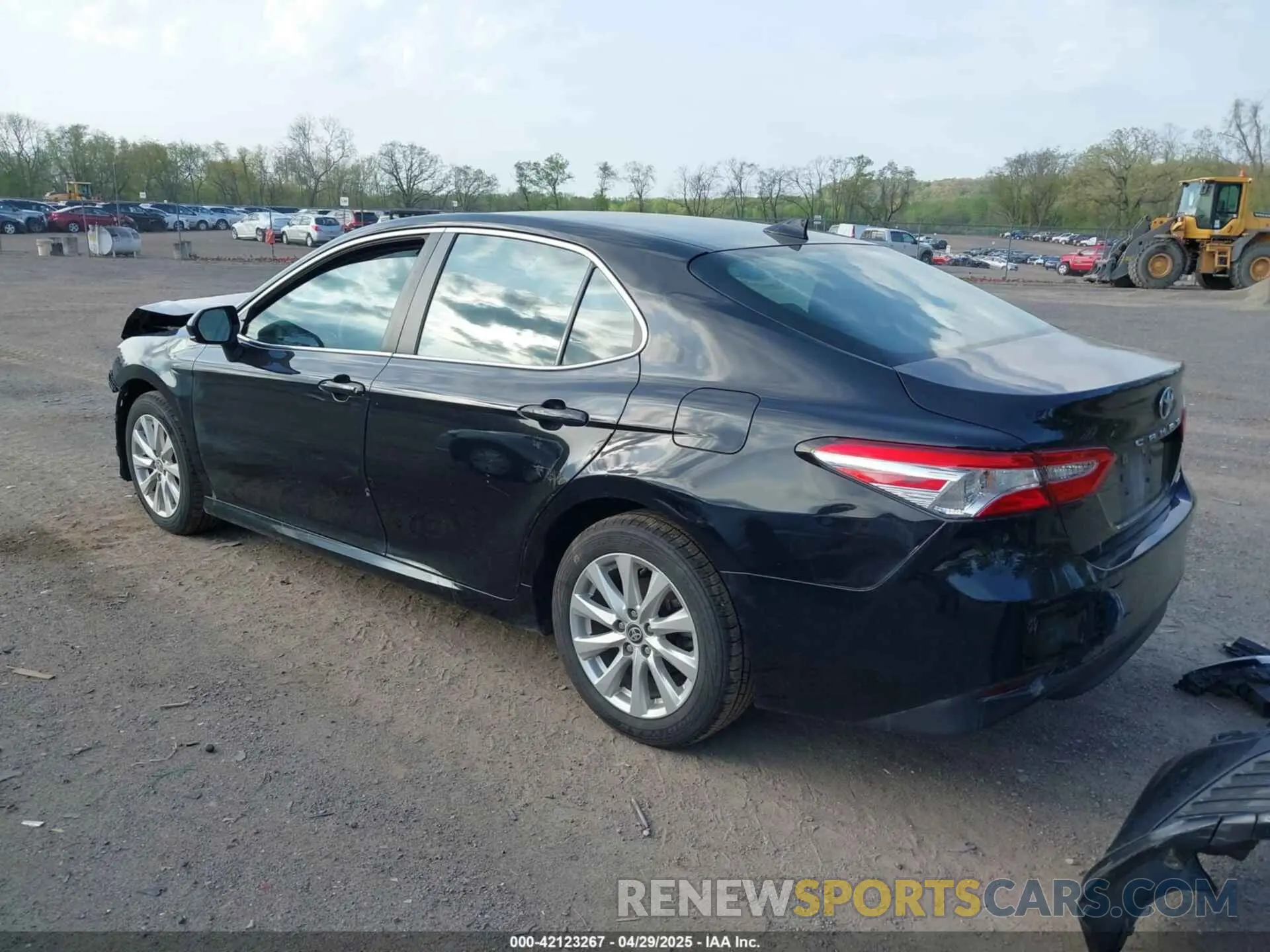 3 fotografías del automóvil dañado 4T1C11AK2LU393699 TOYOTA CAMRY 2020