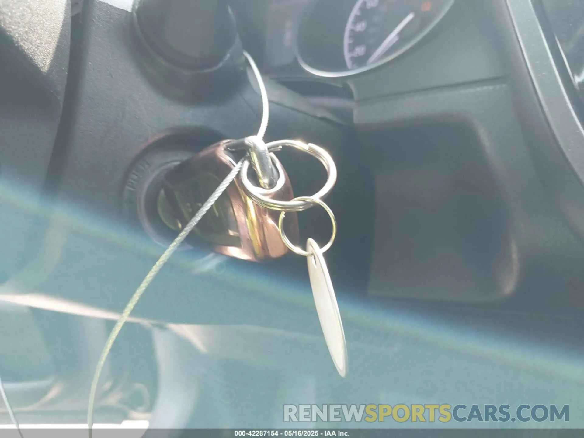 11 fotografías del automóvil dañado 4T1C11AK2LU873340 TOYOTA CAMRY 2020