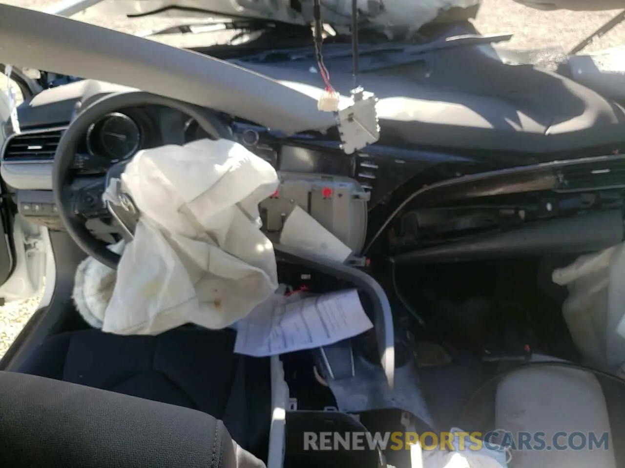 9 fotografías del automóvil dañado 4T1C11AK2LU874228 TOYOTA CAMRY 2020