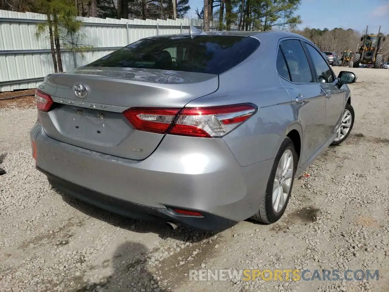 4 fotografías del automóvil dañado 4T1C11AK2LU896150 TOYOTA CAMRY 2020
