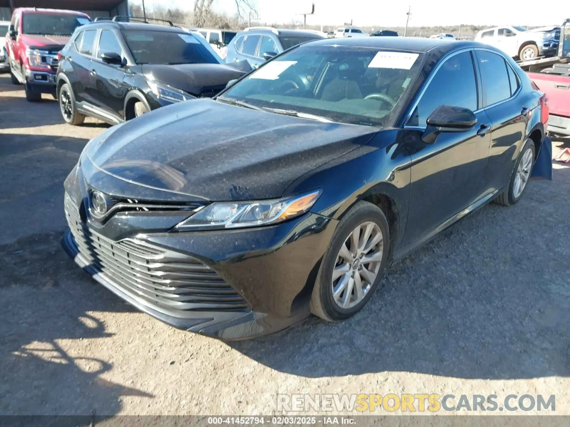 2 fotografías del automóvil dañado 4T1C11AK2LU945167 TOYOTA CAMRY 2020