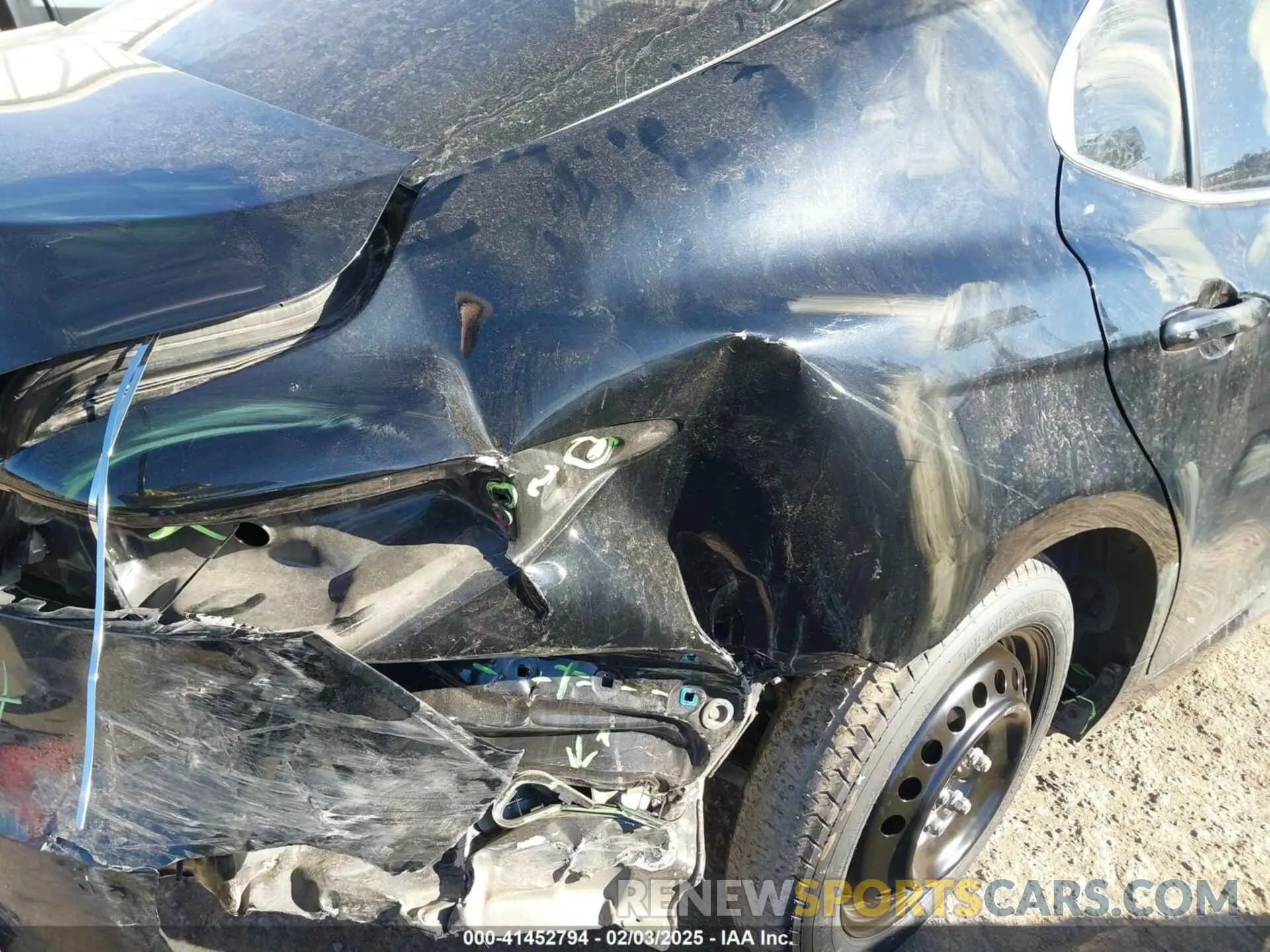 6 fotografías del automóvil dañado 4T1C11AK2LU945167 TOYOTA CAMRY 2020