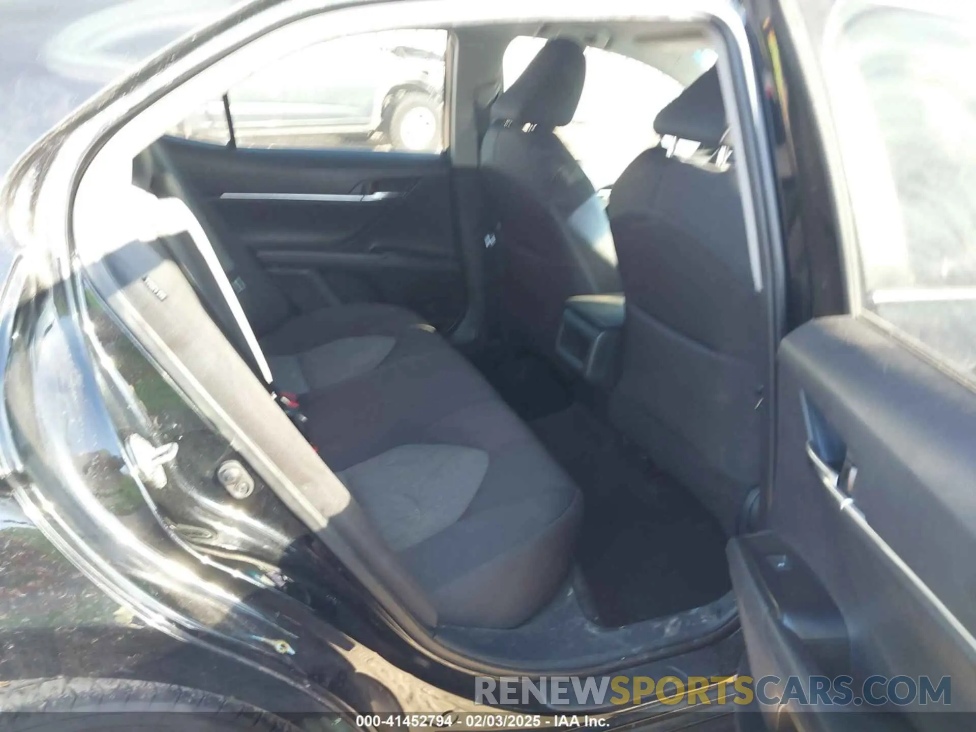 8 fotografías del automóvil dañado 4T1C11AK2LU945167 TOYOTA CAMRY 2020