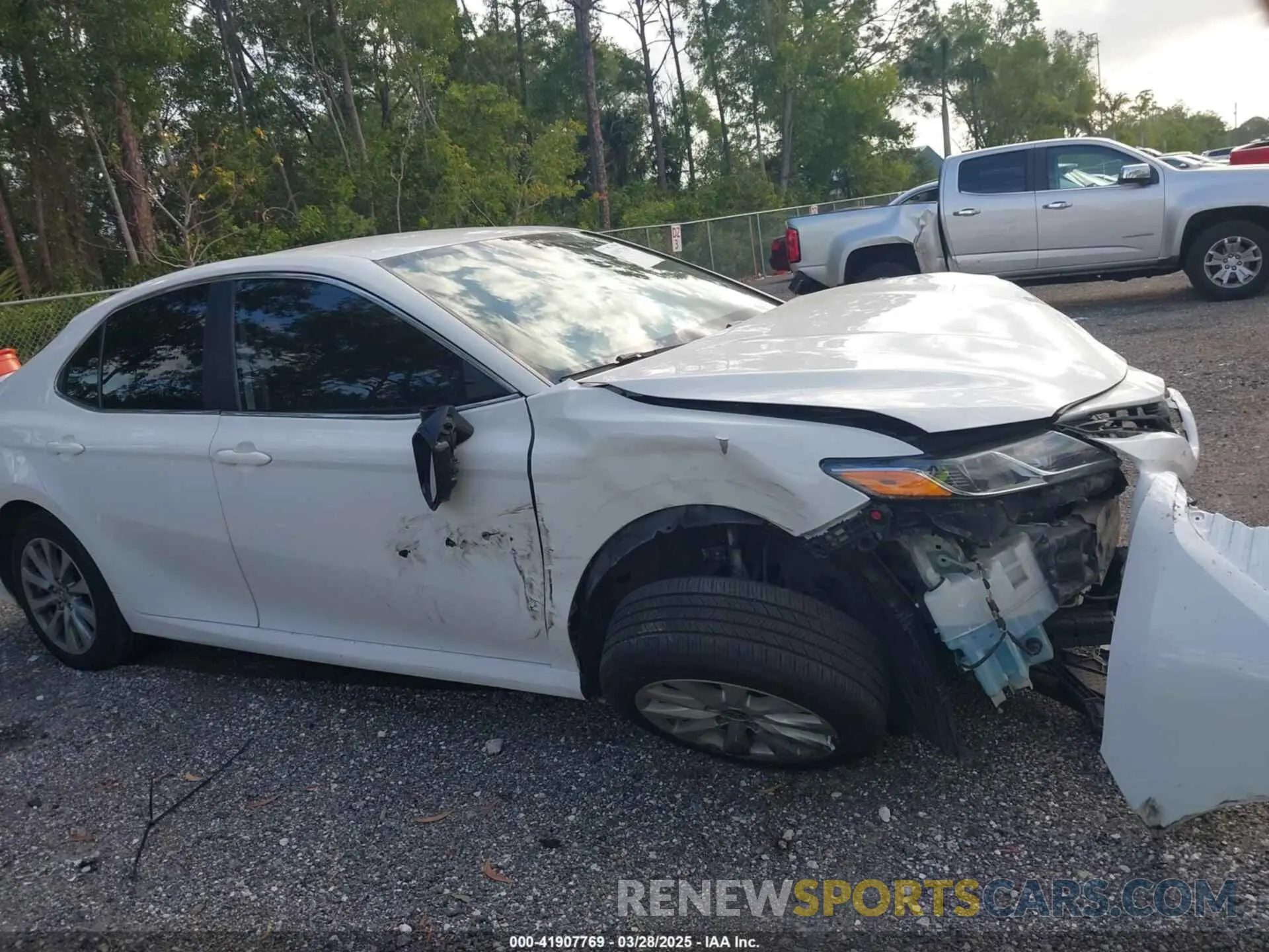 13 fotografías del automóvil dañado 4T1C11AK2LU950854 TOYOTA CAMRY 2020